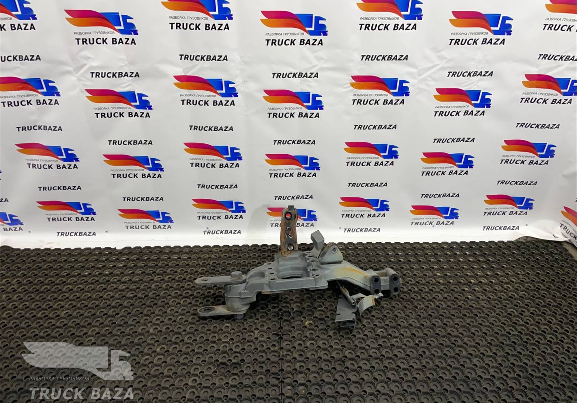 1922167 Опора пружины левая задняя для Daf XF106 (с 2012)