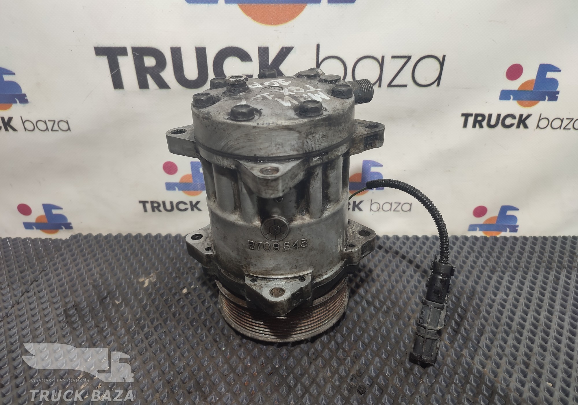 51779707028 Компрессор кондиционера