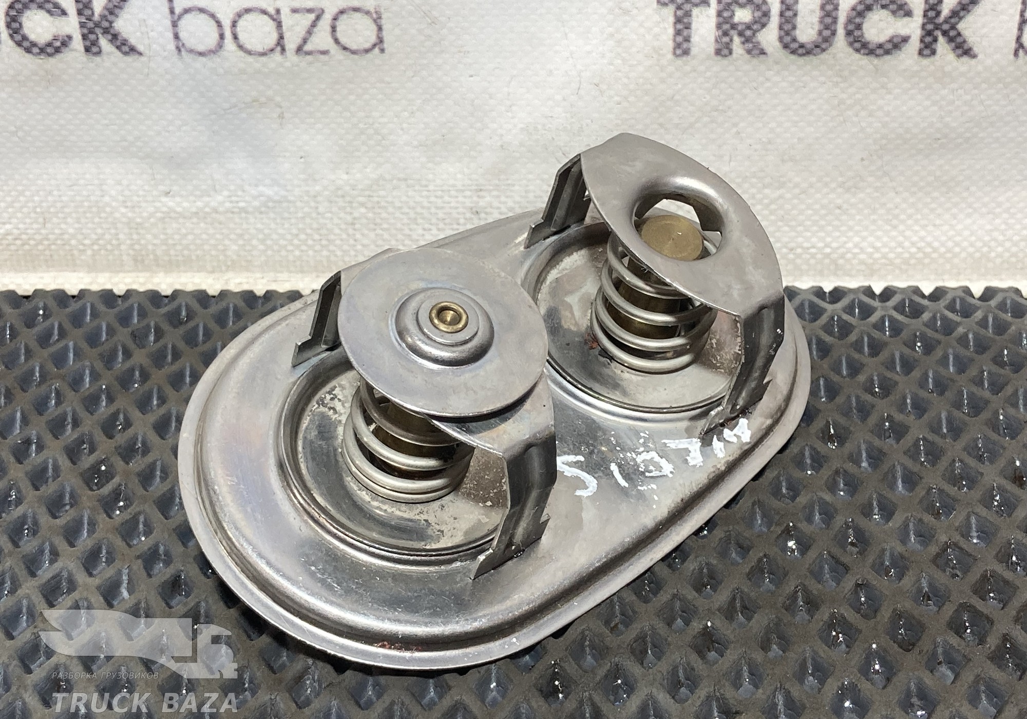 2729053 Термостат для Scania