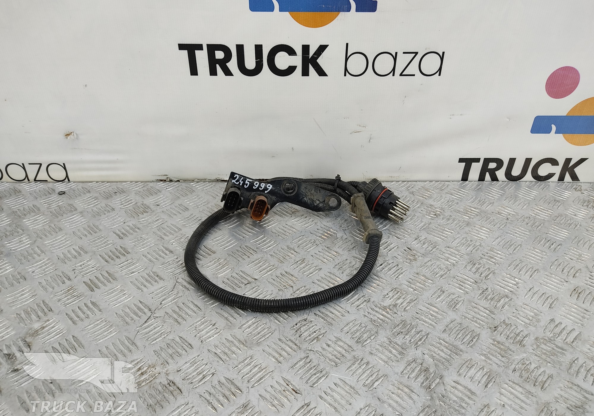 81254326212 Провод перекидной (розетка) для Man TGS I (с 2007)