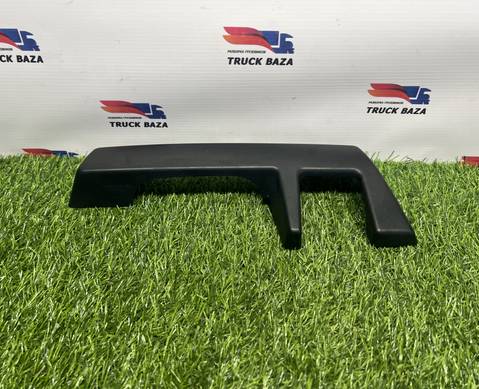 82573246 Ручка держатель жабо левая для Renault T (с 2013)