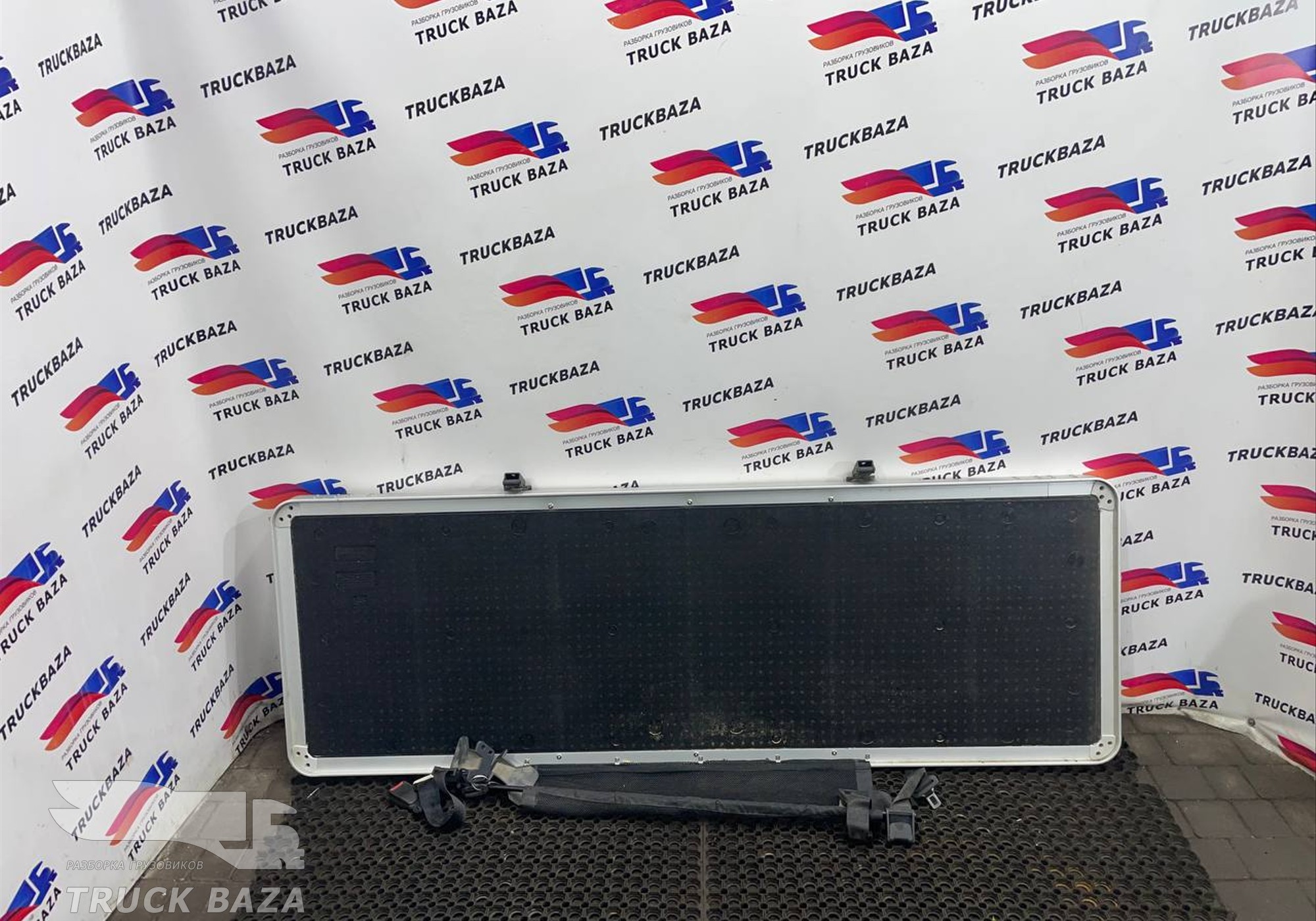 DZ14251570821 Полка спальника для Shacman X3000 (с 2014)