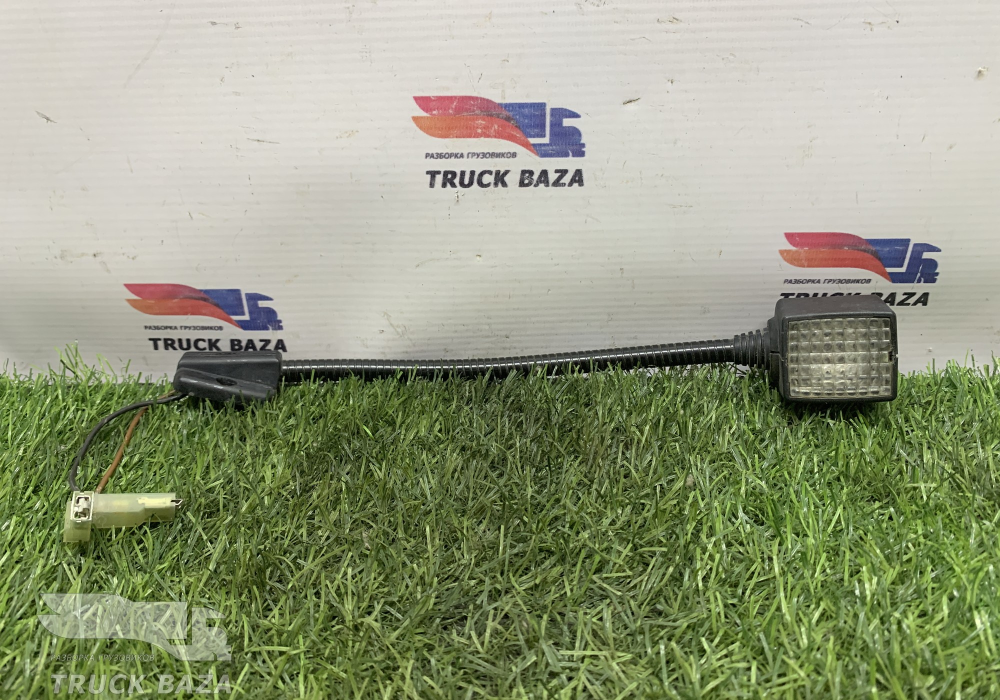 1664207 Плафон салонный