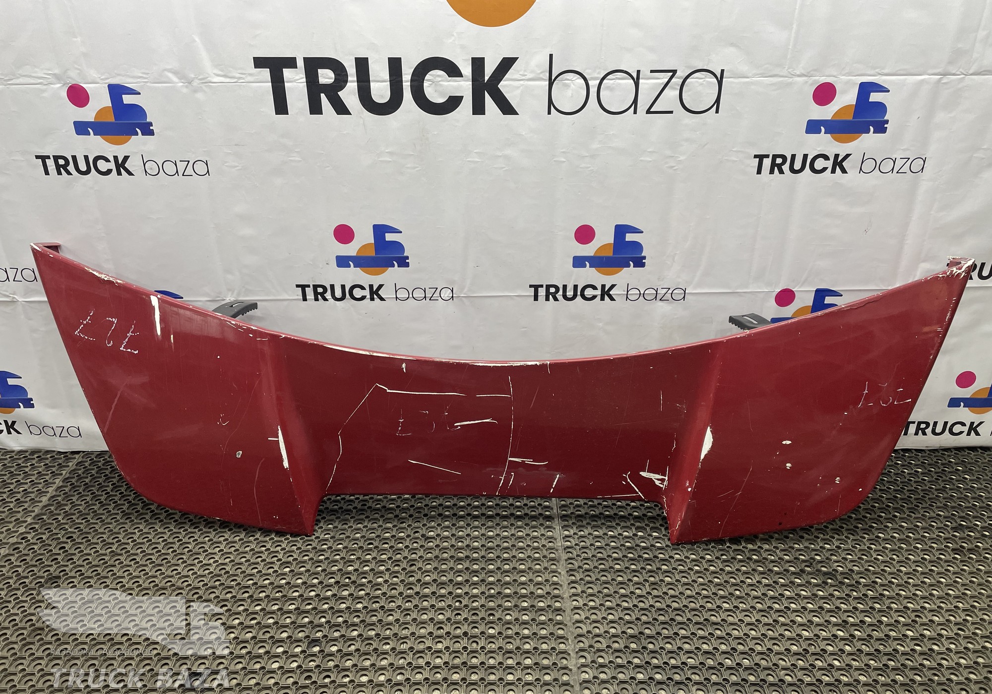 549018419011 Спойлер кабины верхний для КАМАЗ 54901