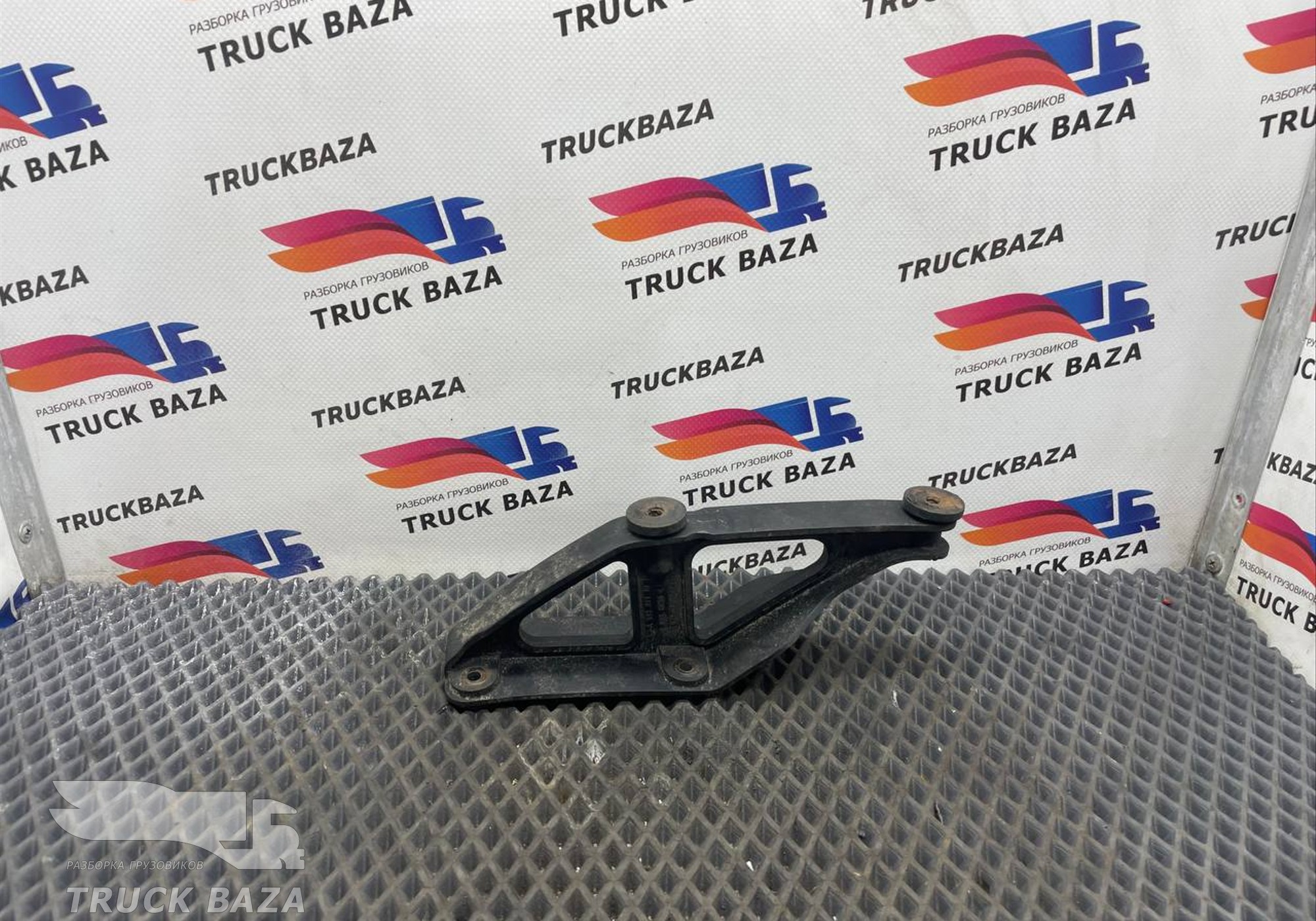 9438111814 Кронштейн крепления солнцезащитного козырька для Mercedes-Benz Actros MP3 (с 2008)