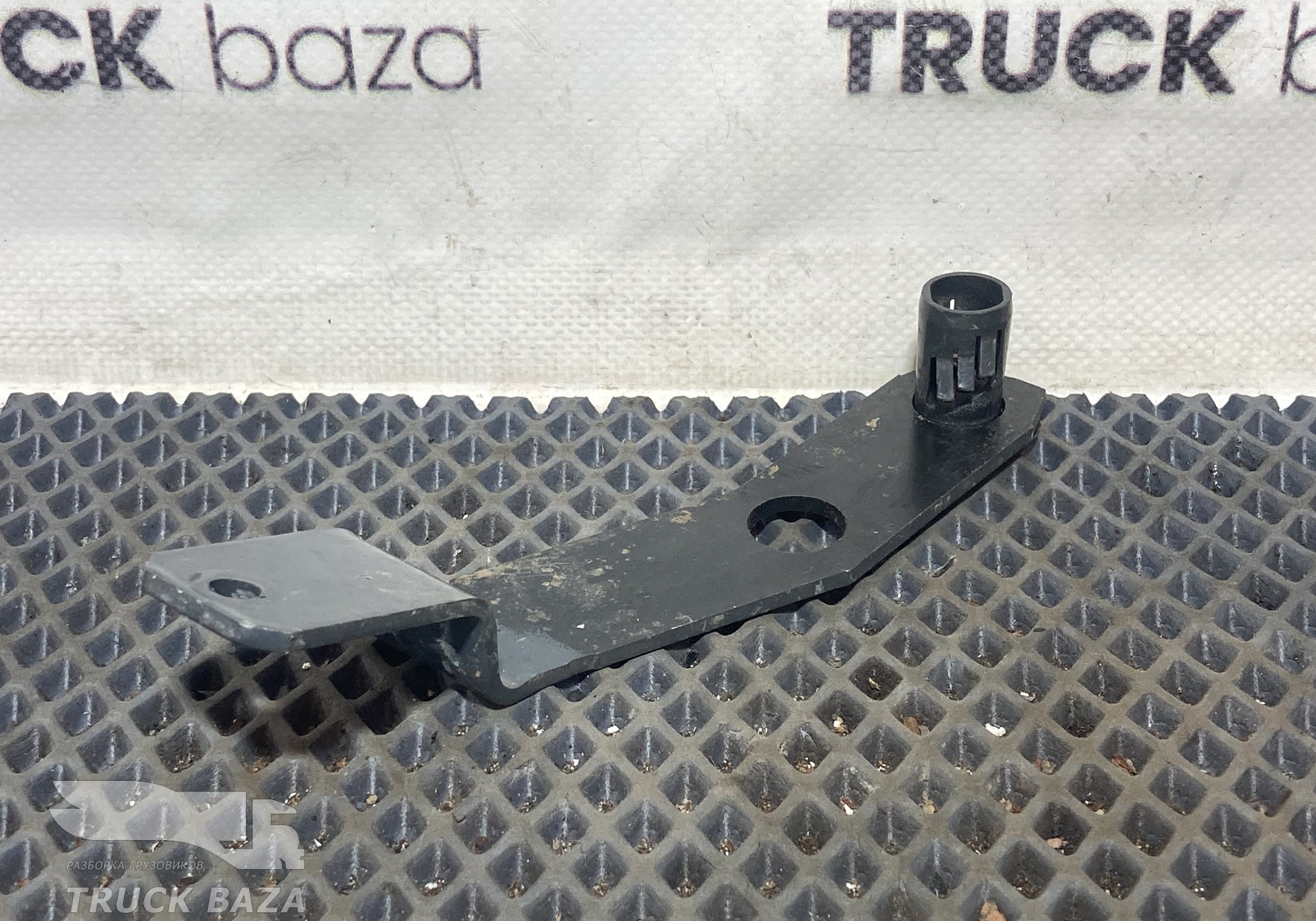 9604664540 Кронштейн трубки ГУРа для Mercedes-Benz Actros New Actros MP4 (с 2011)