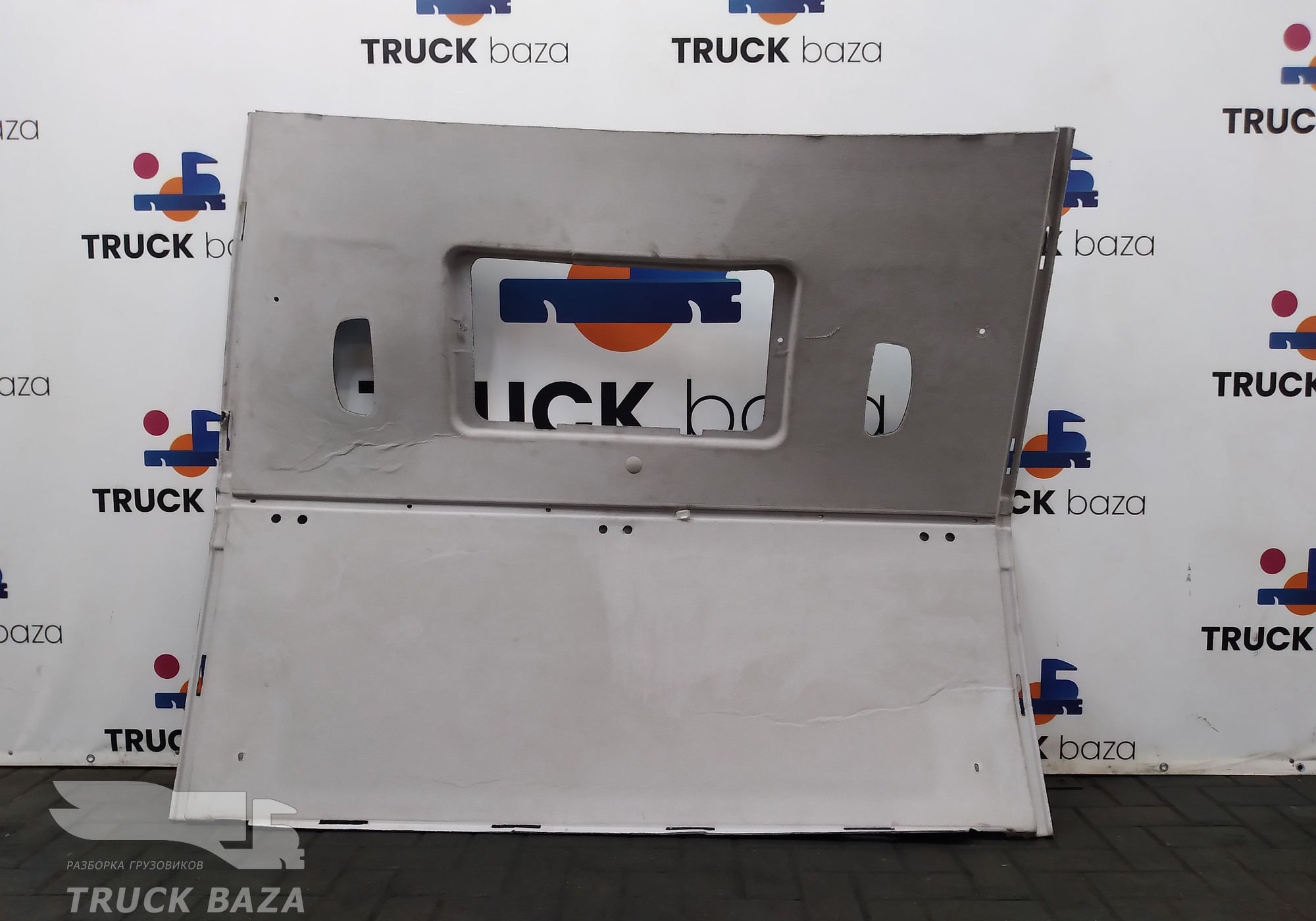 A9606901367 Обшивка потолка для КАМАЗ