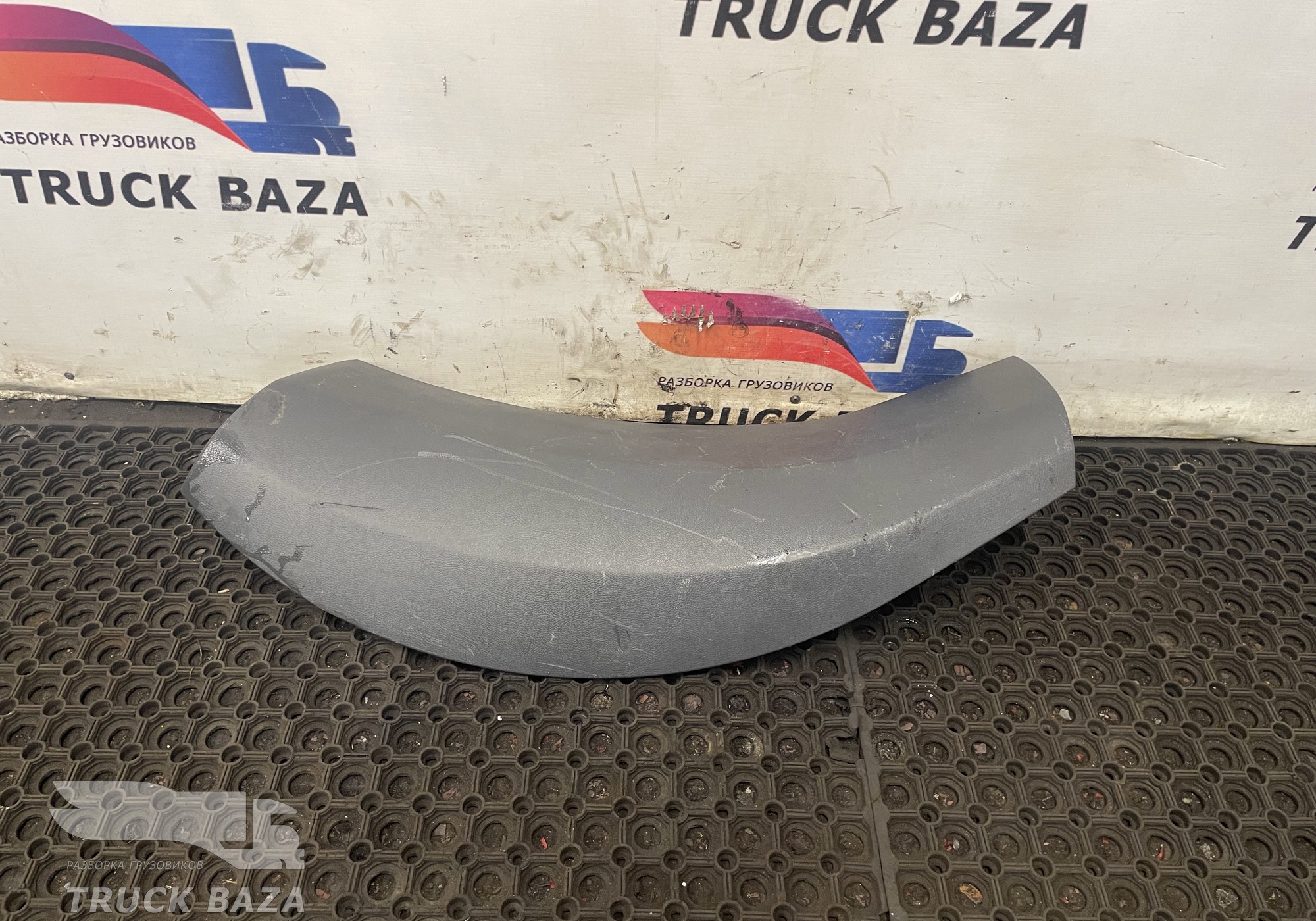 A9406801306 Накладка торпедо для Mercedes-Benz Axor III (с 2010)
