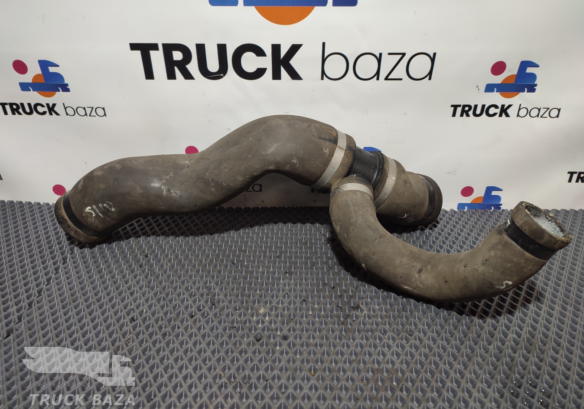 2305702 Патрубок системы охлаждения для Scania 6-series R (с 2016)