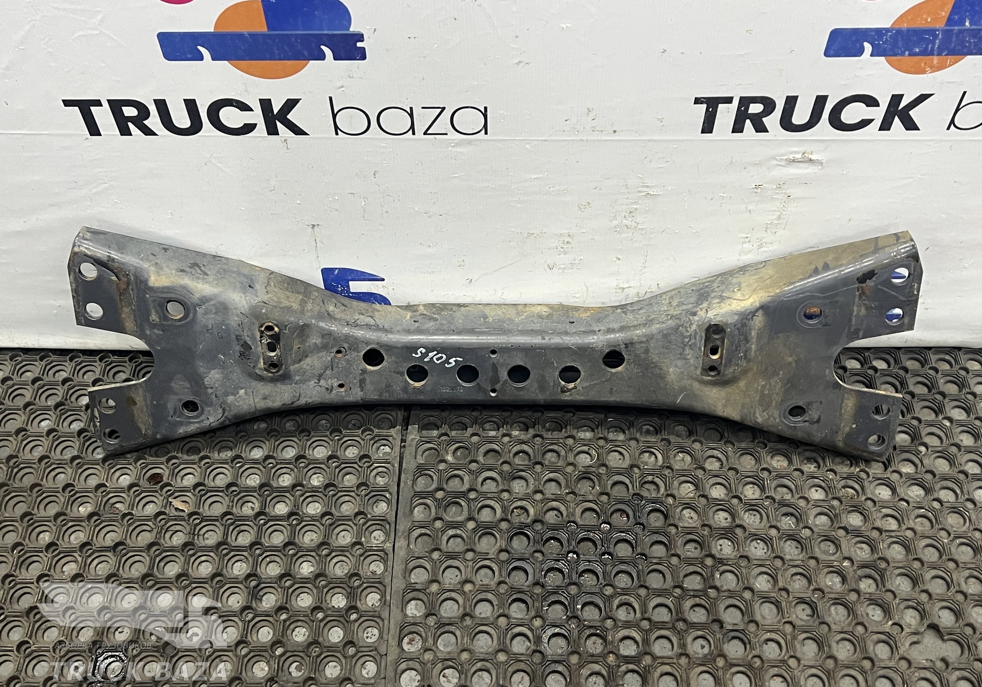 1525973 Траверса рамы поперечная для Scania 4-series P (с 1995 по 2007)