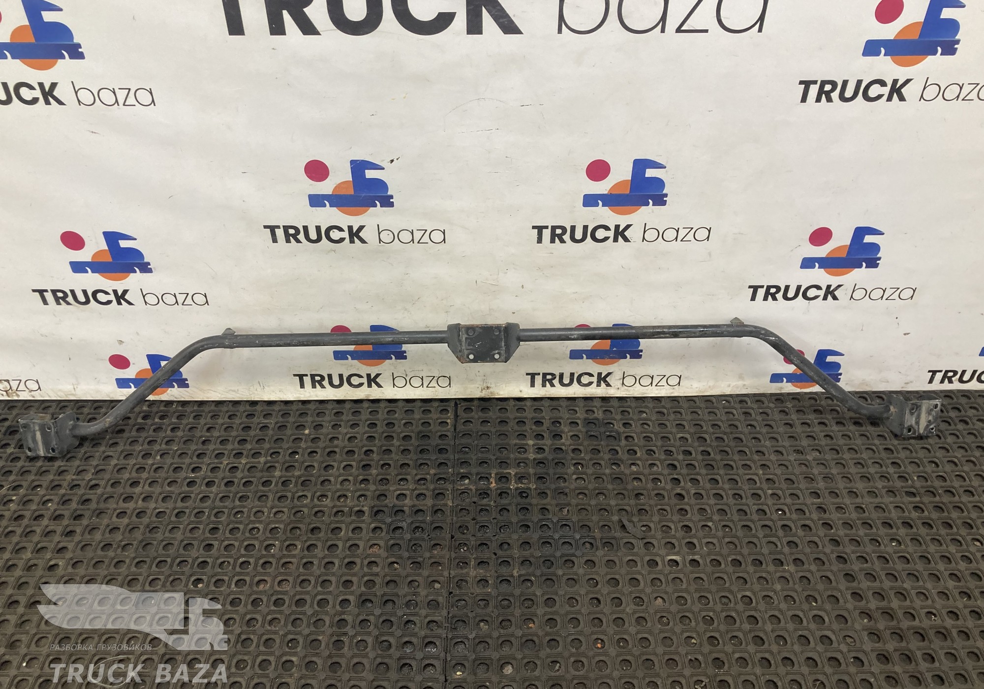 2238796 Кронштейн спойлера кабины верхний