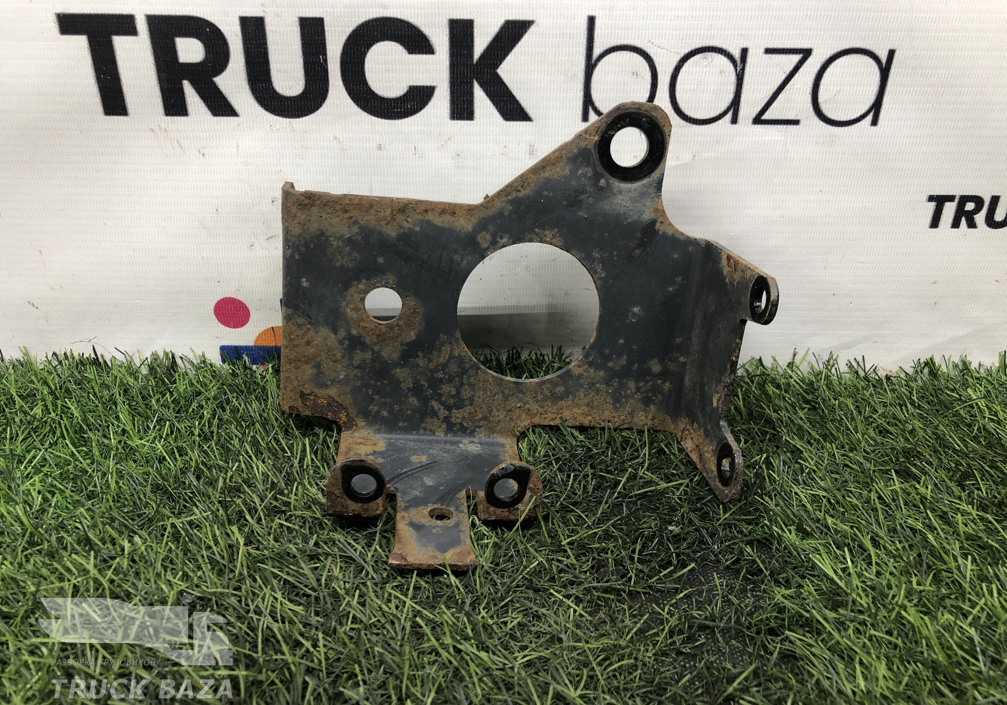 A9304293069 Кронштейн ускорительного клапана