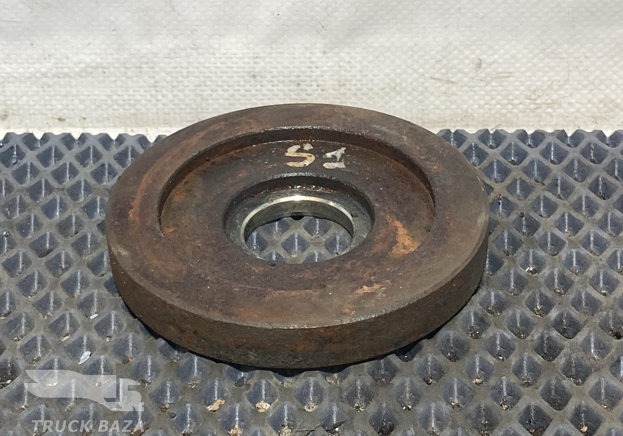 1367370 Шайба полурессоры