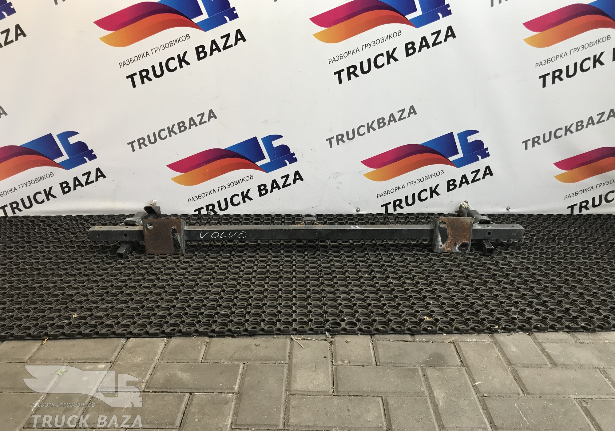 24427203 Кронштейн спойлера крыши для Volvo FM II (с 2002)