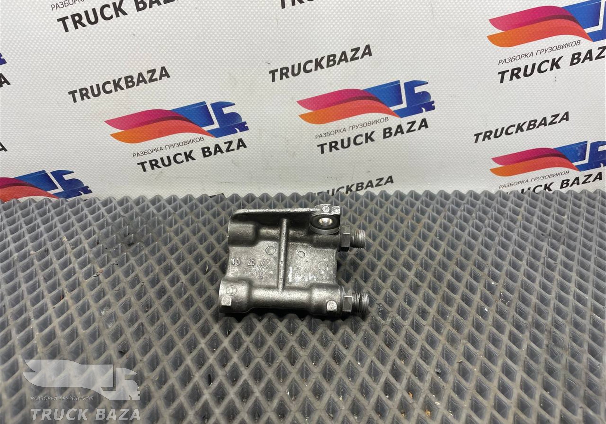 2110806 Кронштейн датчика охладителя EGR для Daf XF106 (с 2012)