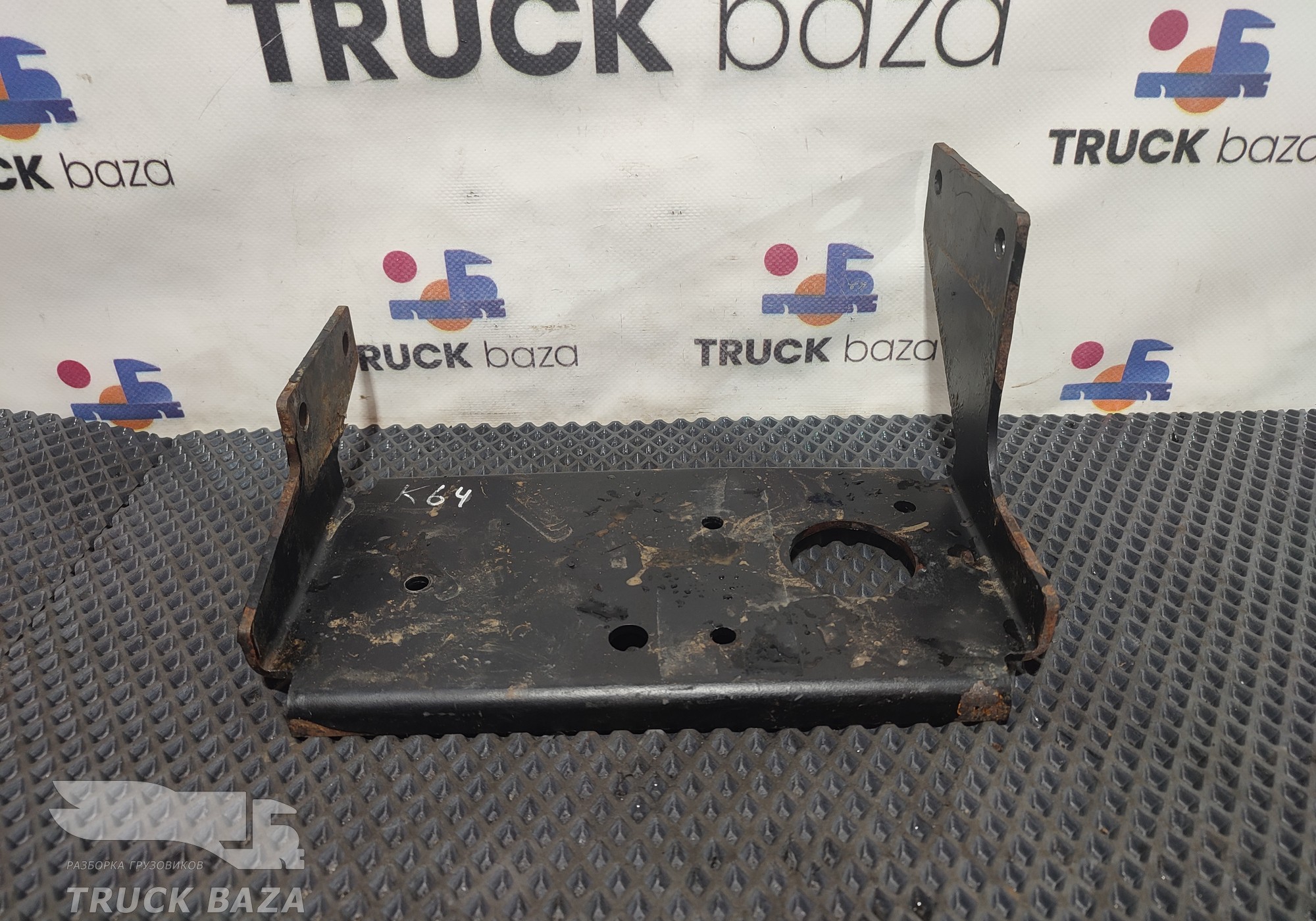 54901015125 Кронштейн трубок осушителя для КАМАЗ 5490 (с 2013)