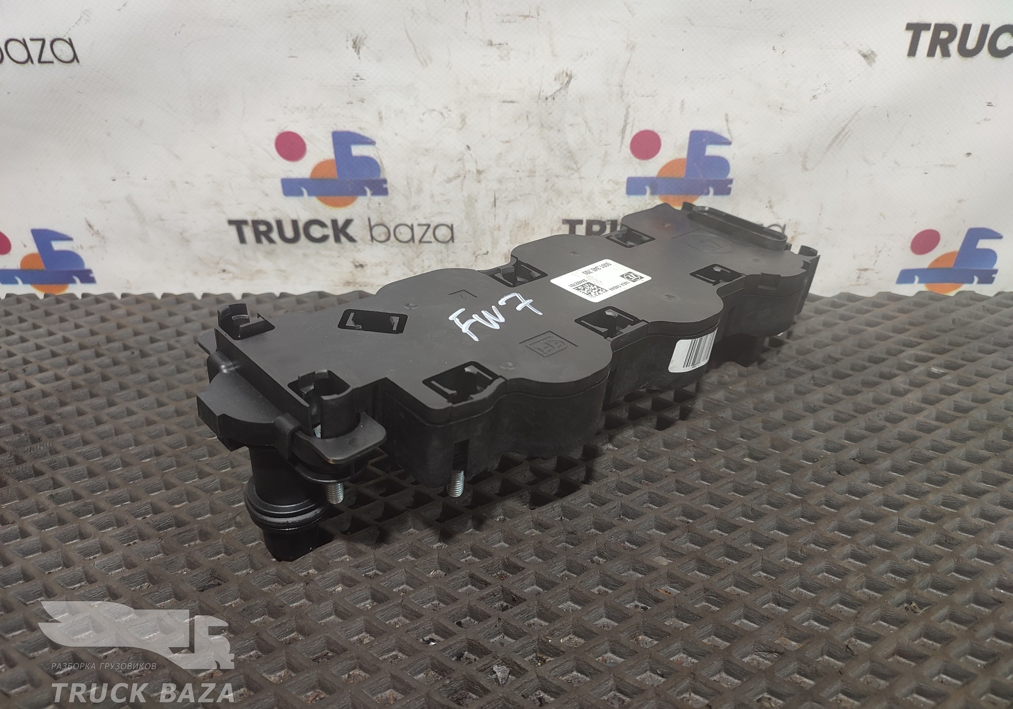 0501340705 Блок управления датчиков АКПП ZF 12TX2621TD TRAXON 2023 года