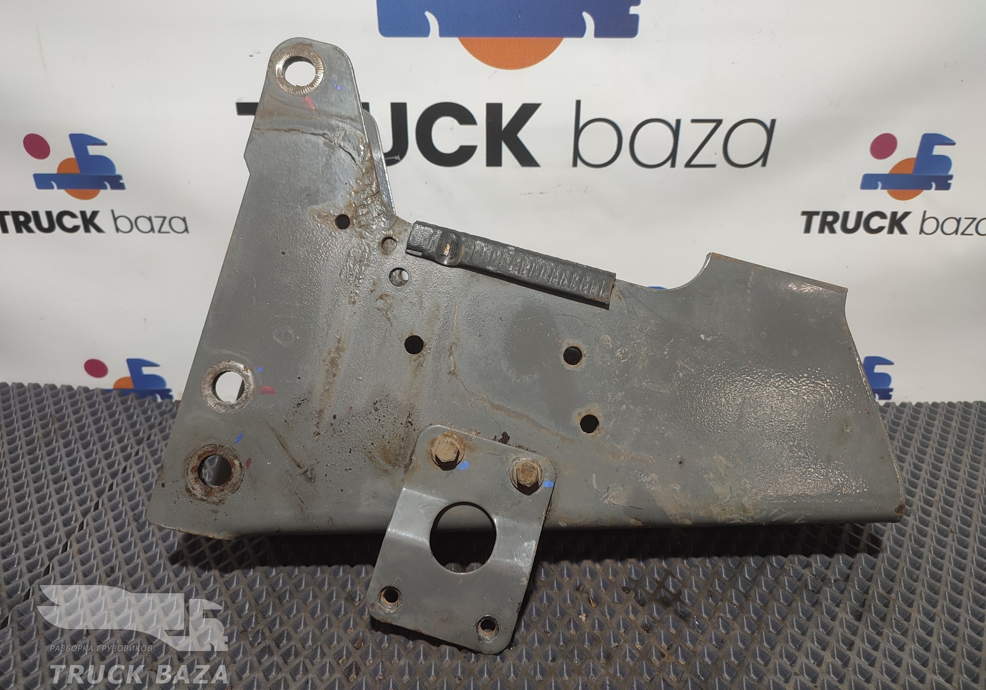 810W417200149 Кронштейн торсиона кабины для Sinotruk Sitrak C7H