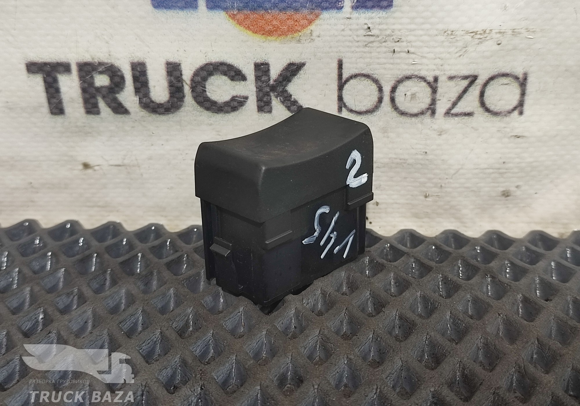 21211254 Заглушка кнопки для Volvo FH 4 (с 2012)