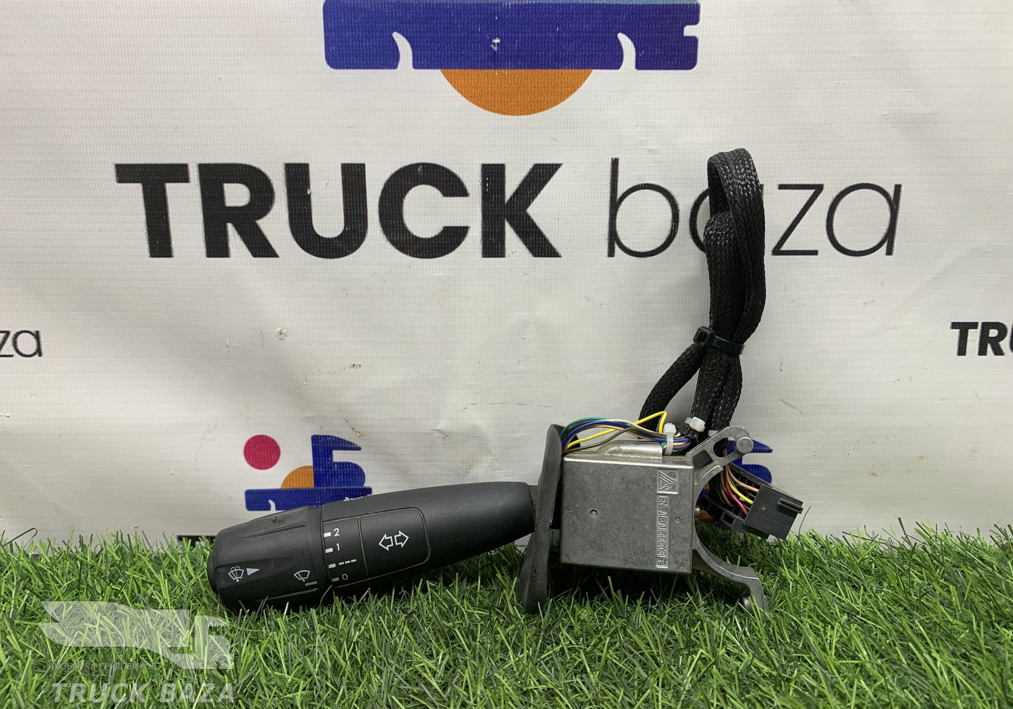 2122030 Переключатель подрулевой левый для Daf XF106 (с 2012)