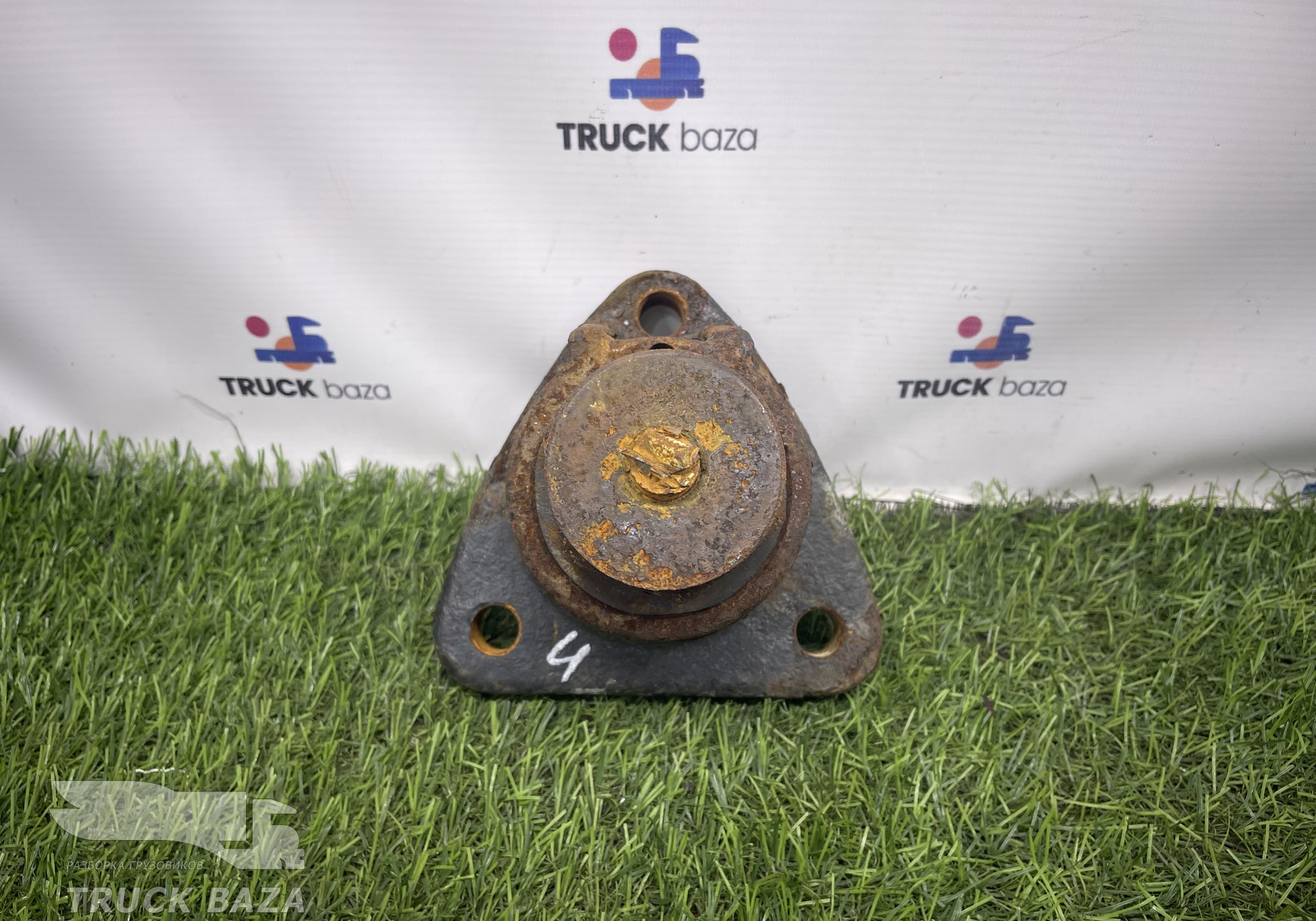 549013704001 Кронштейн ящика АКБ для КАМАЗ