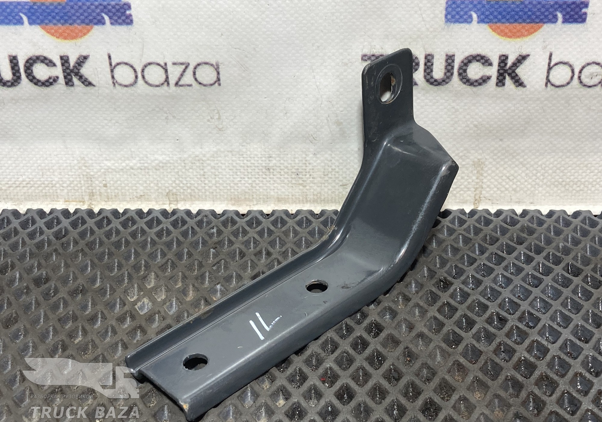 A9406661314 Кронштейн корпуса подножки для КАМАЗ 5490 (с 2013)