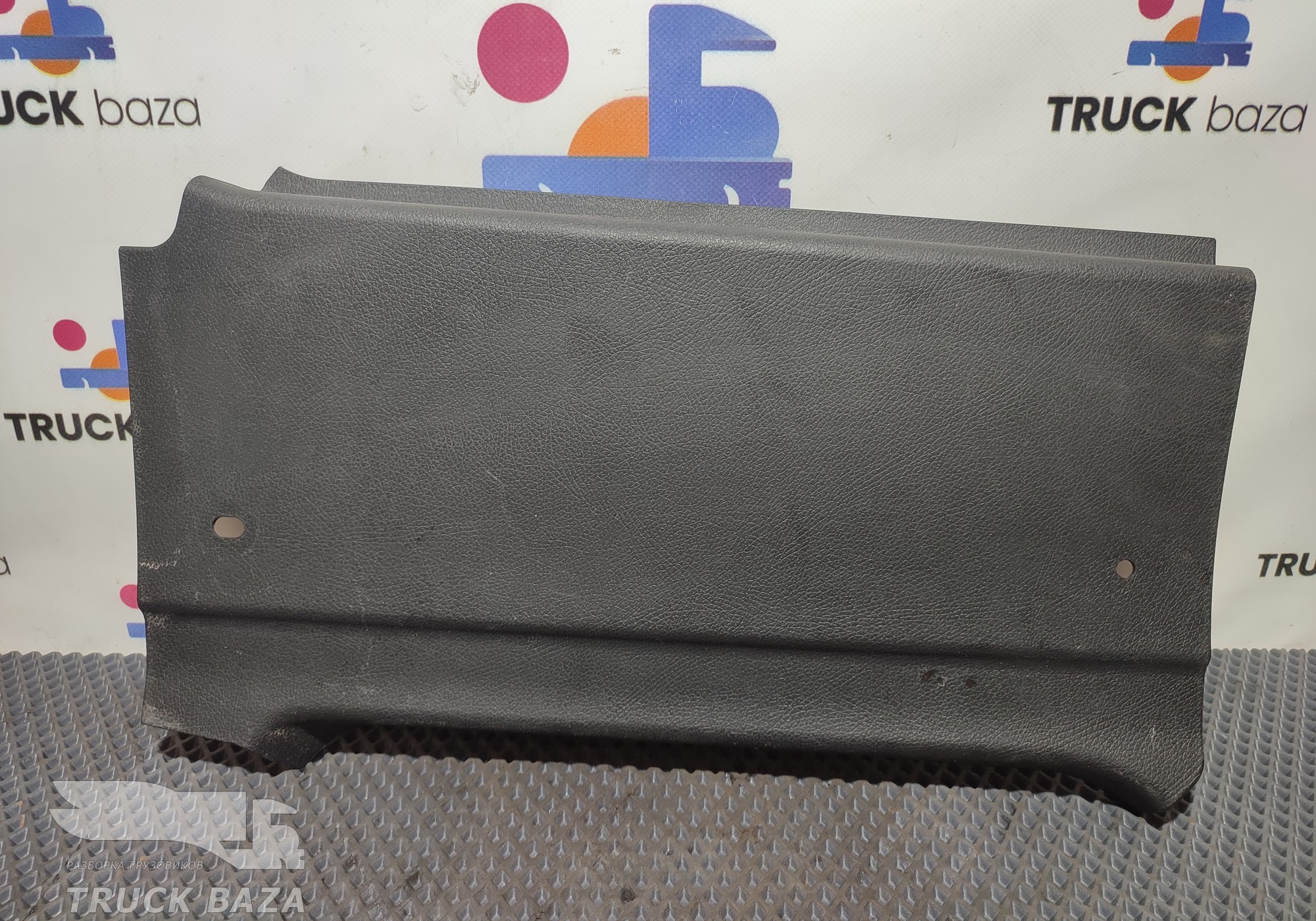 A9606928101 Накладка стойки кабины правая для Mercedes-Benz Actros New Actros MP4 (с 2011)