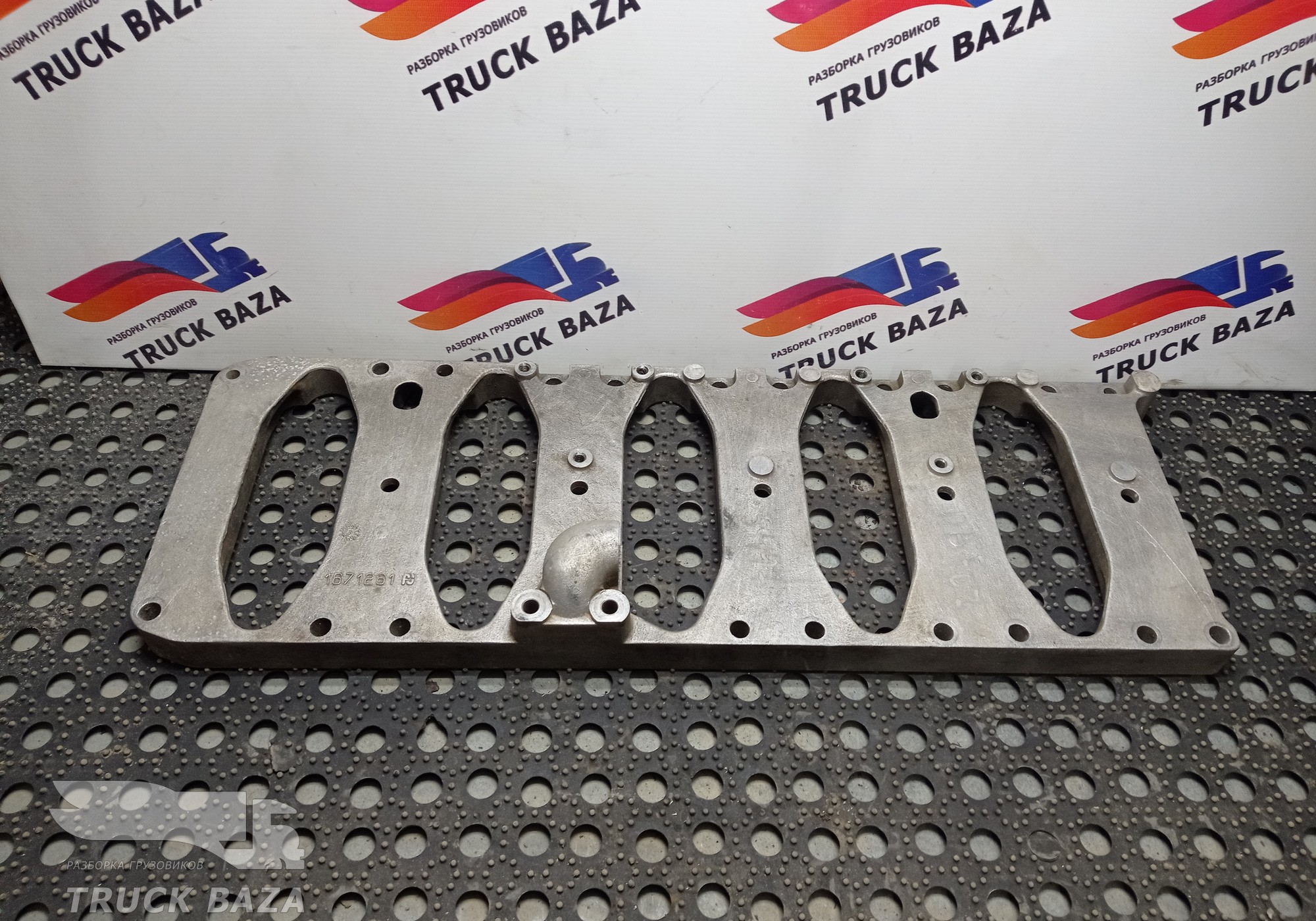 1671261 Плита двигателя для Daf XF105