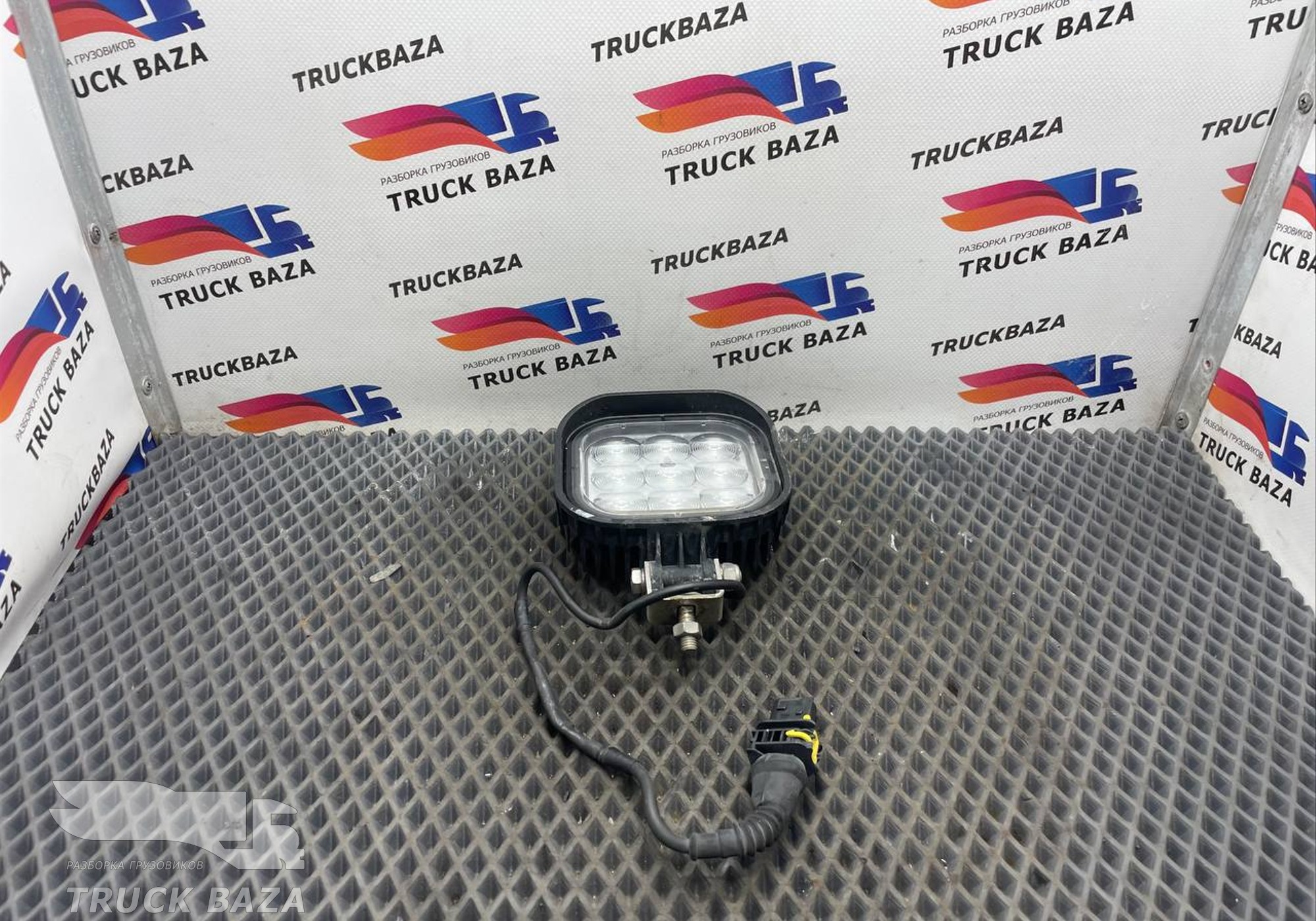 Фара за кабину для Daf XF106 (с 2012)