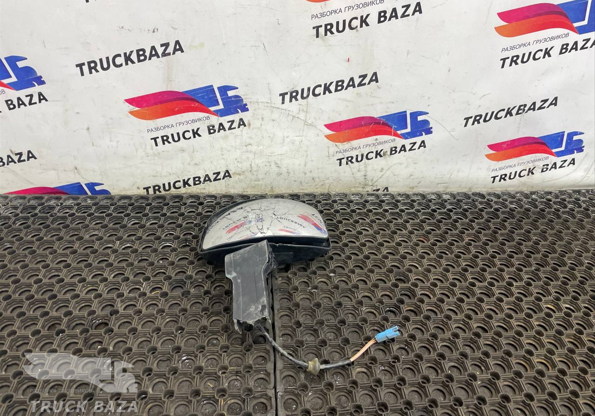 2249405 Зеркало бордюрное для Ford F-MAX (с 2018)