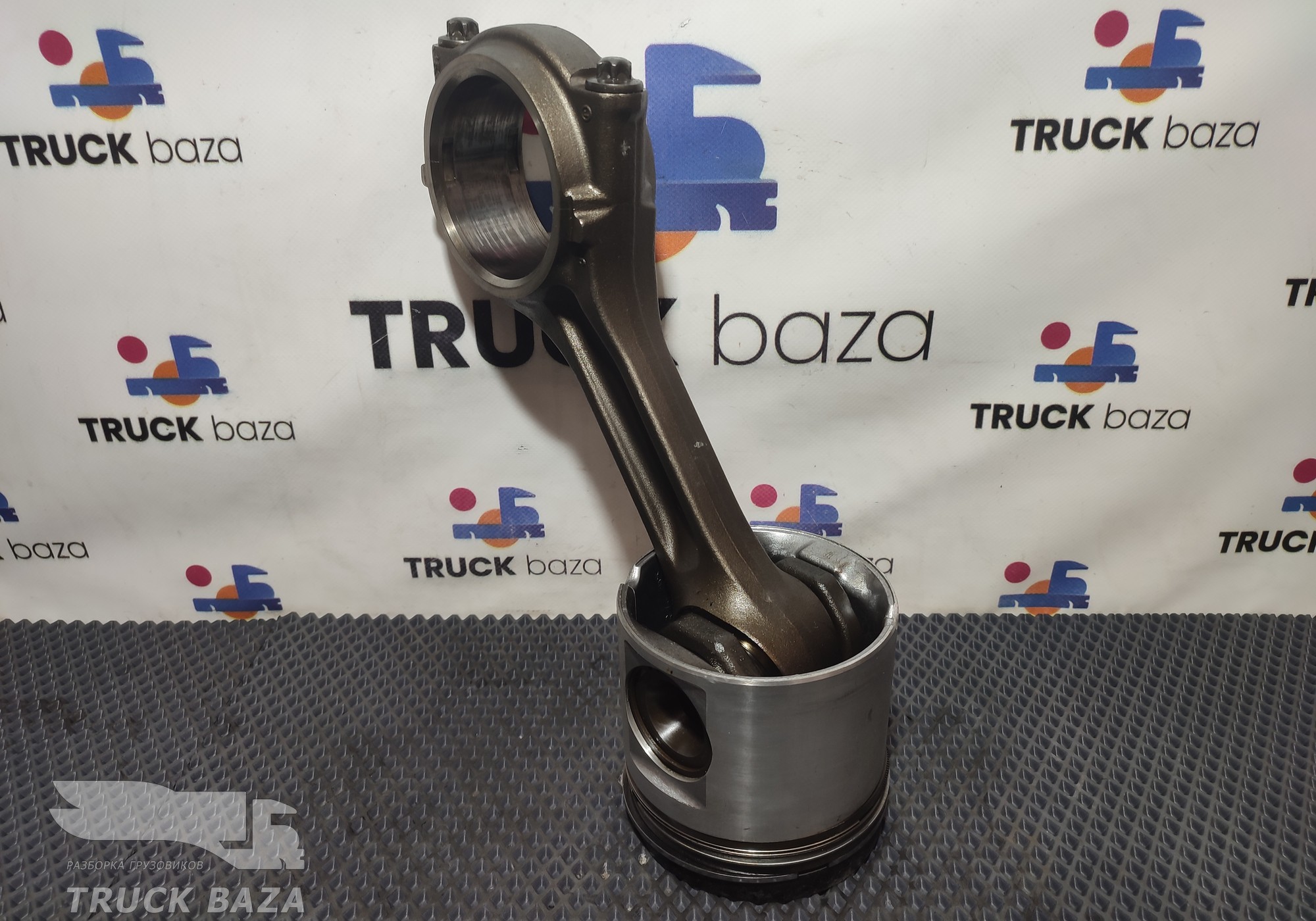 1538038 Поршень ДВС