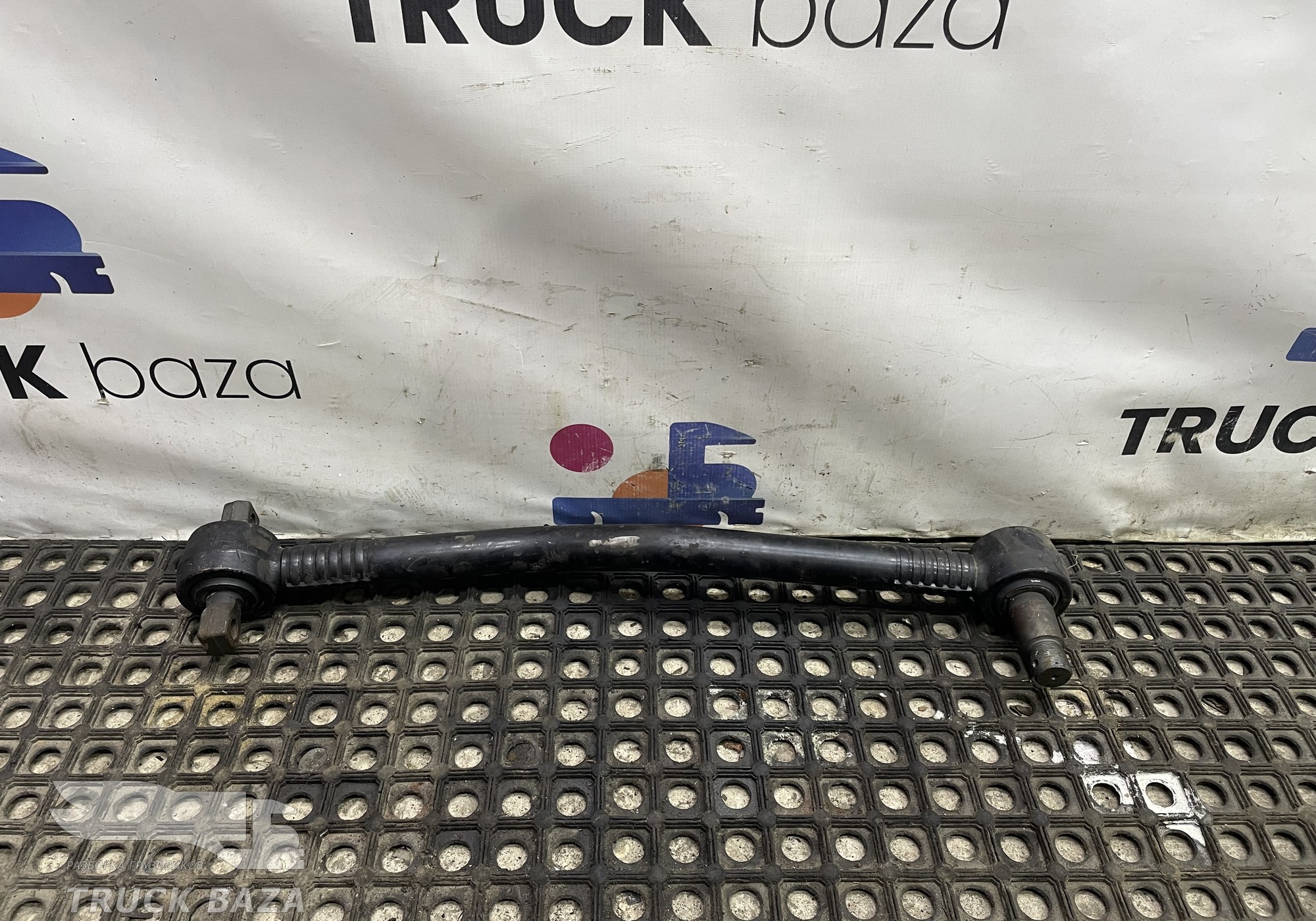 1942147 Тяга реактивная