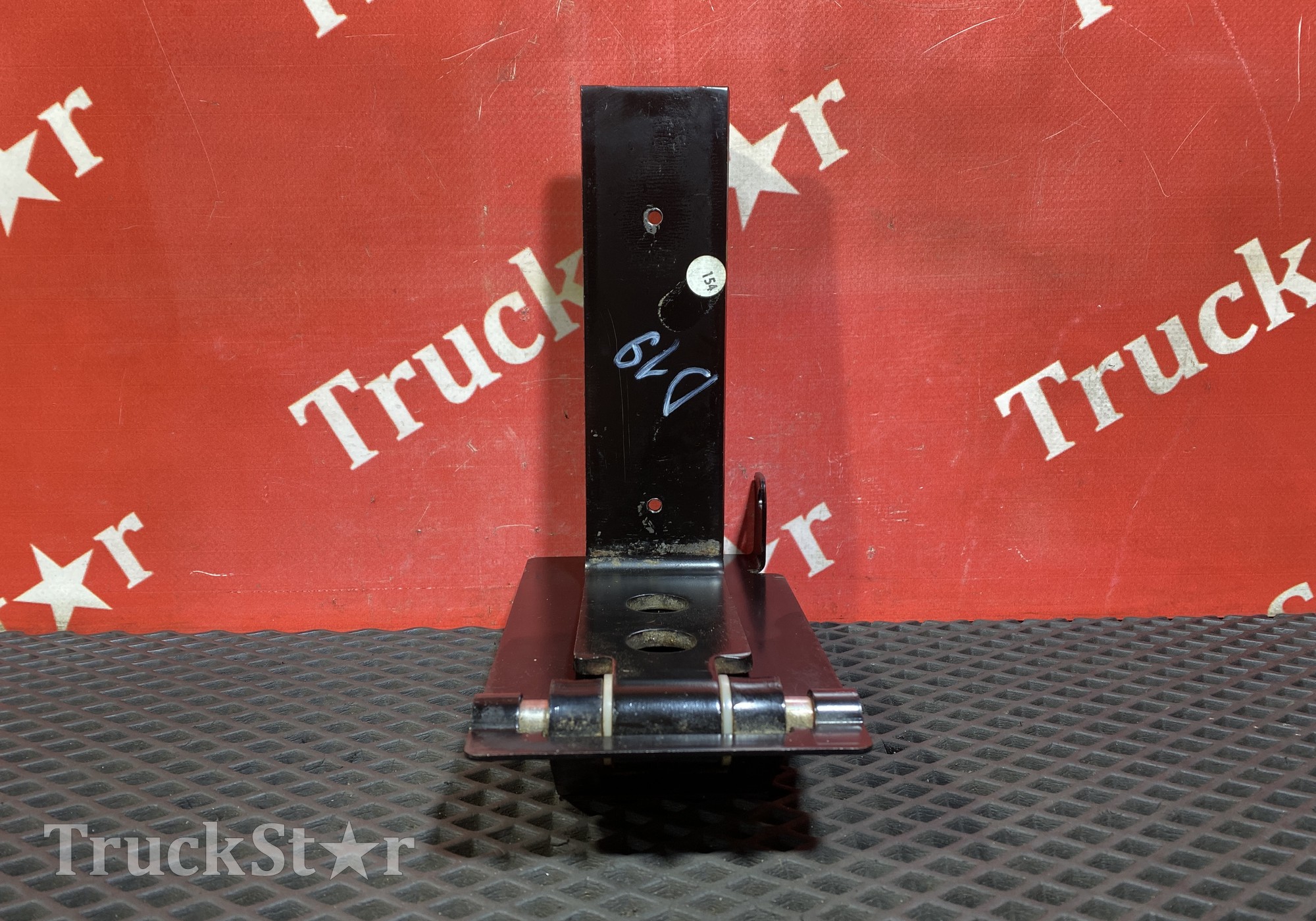 1659837 Петля спальника левая для Daf XF95