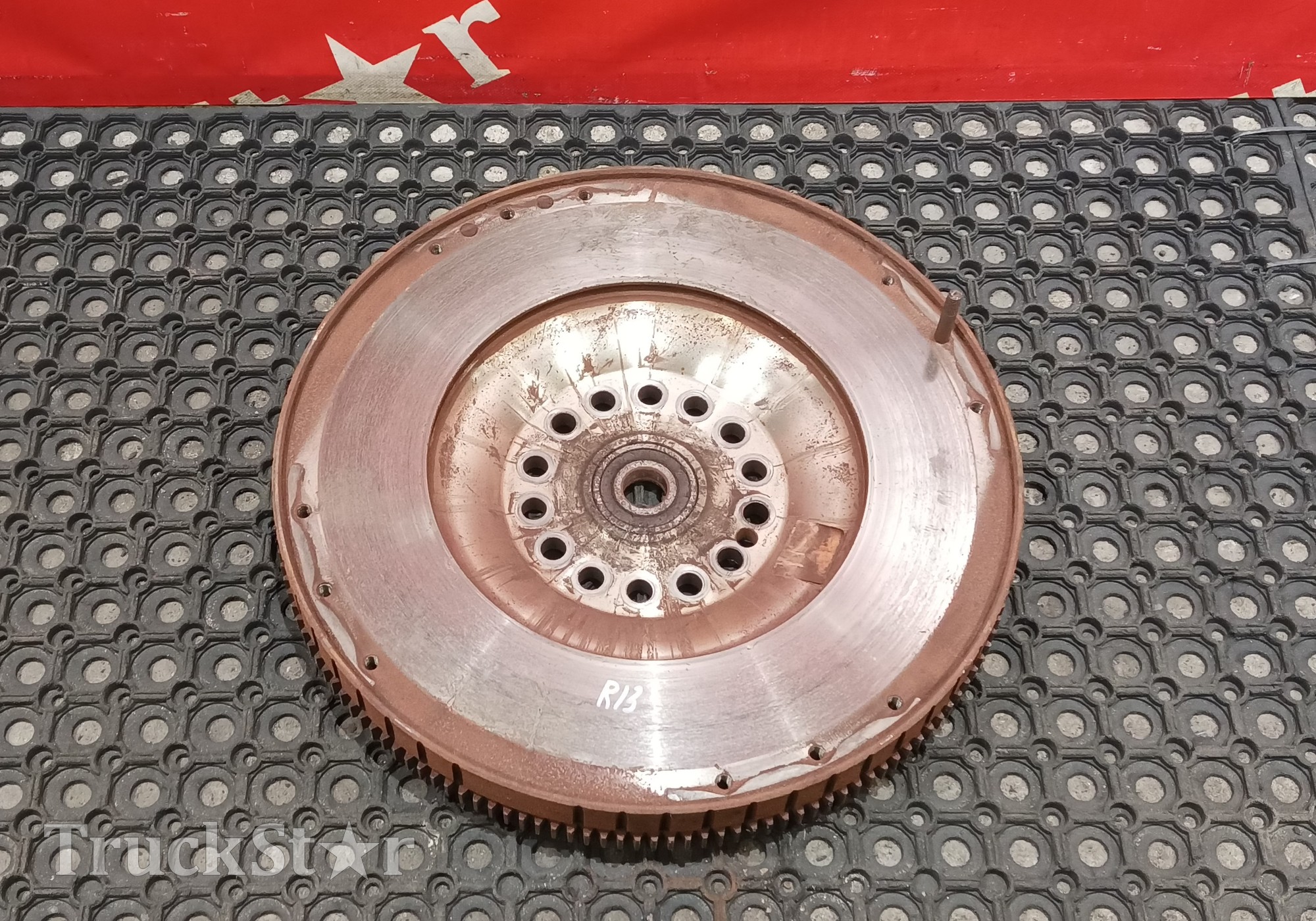 7421630898 Маховик двигателя 2020г для Volvo