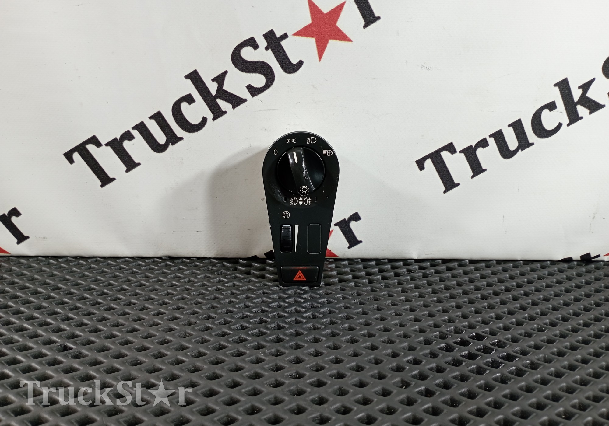 20953569 Переключатель света фар для Volvo FM III (с 2013)