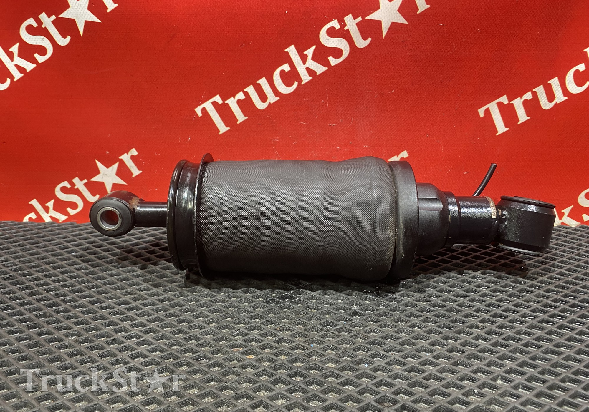 5001080C6208 Подушка кабины передняя 2024г для DongFeng GX DFH4180