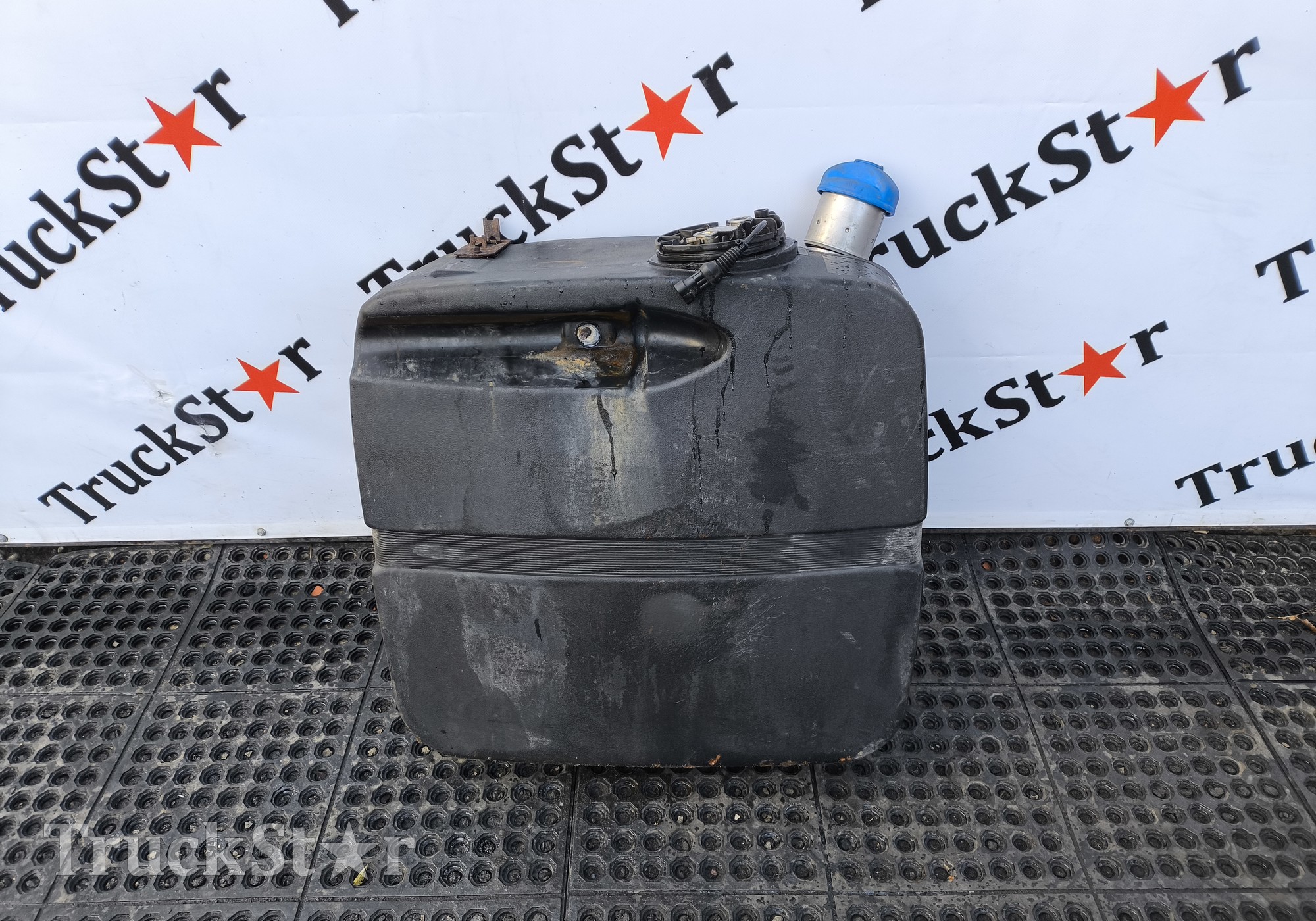 41298228 Бак AdBlue 62L для Iveco Eurotrakker II (с 2005)