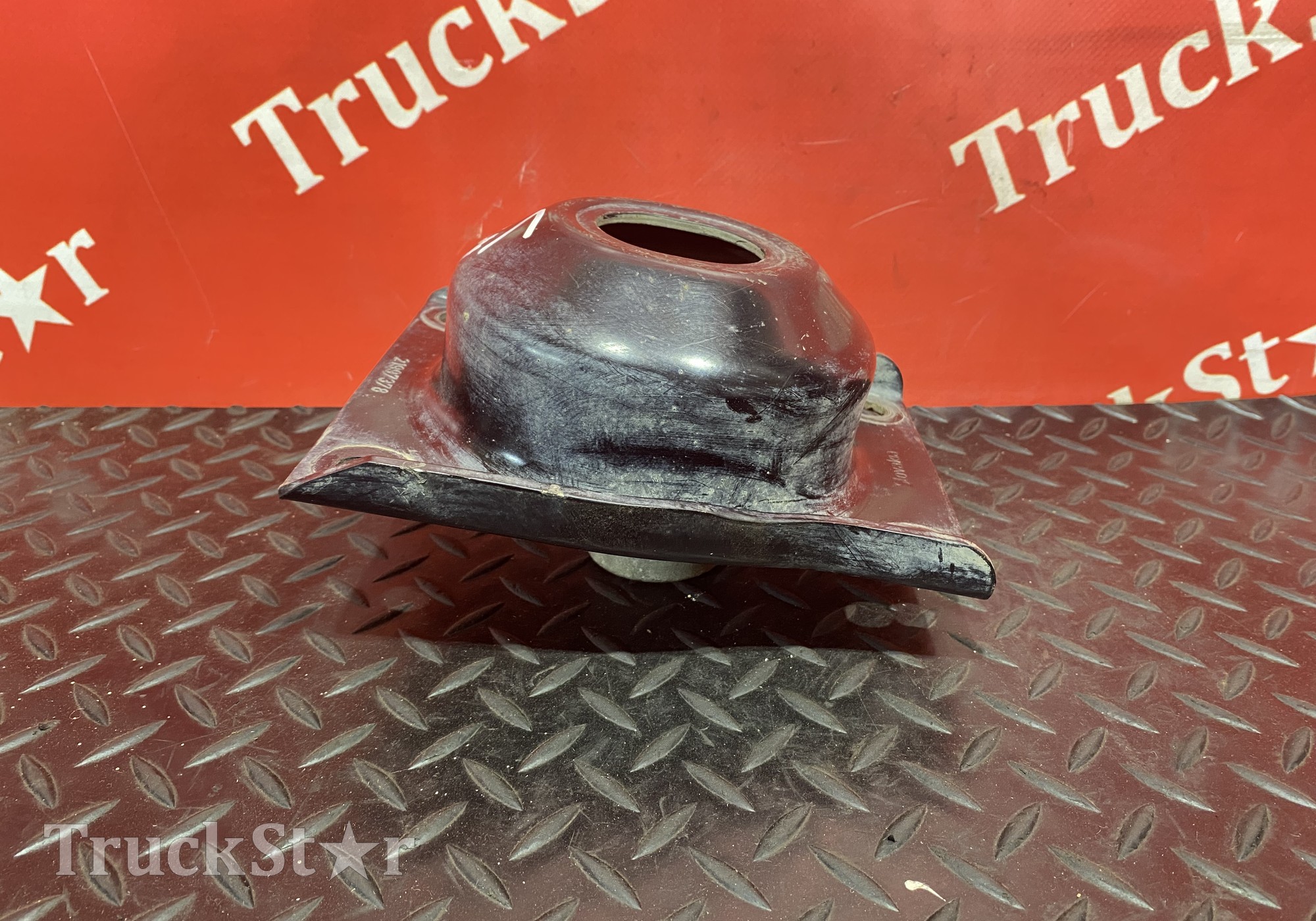 7421997280 Подушка двигателя передняя для Volvo