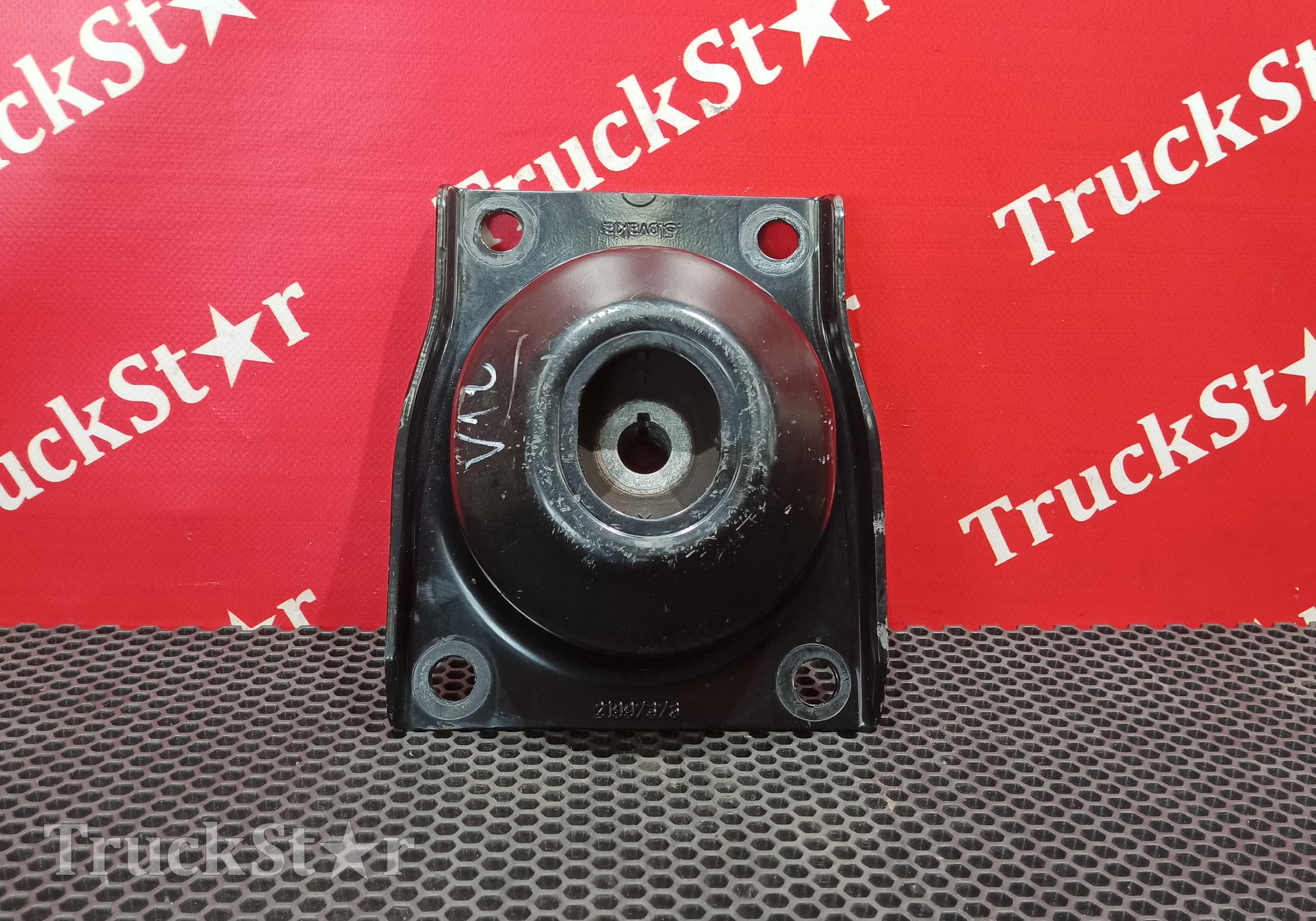 7421997280 Подушка двигателя передняя 2016 г. для Volvo