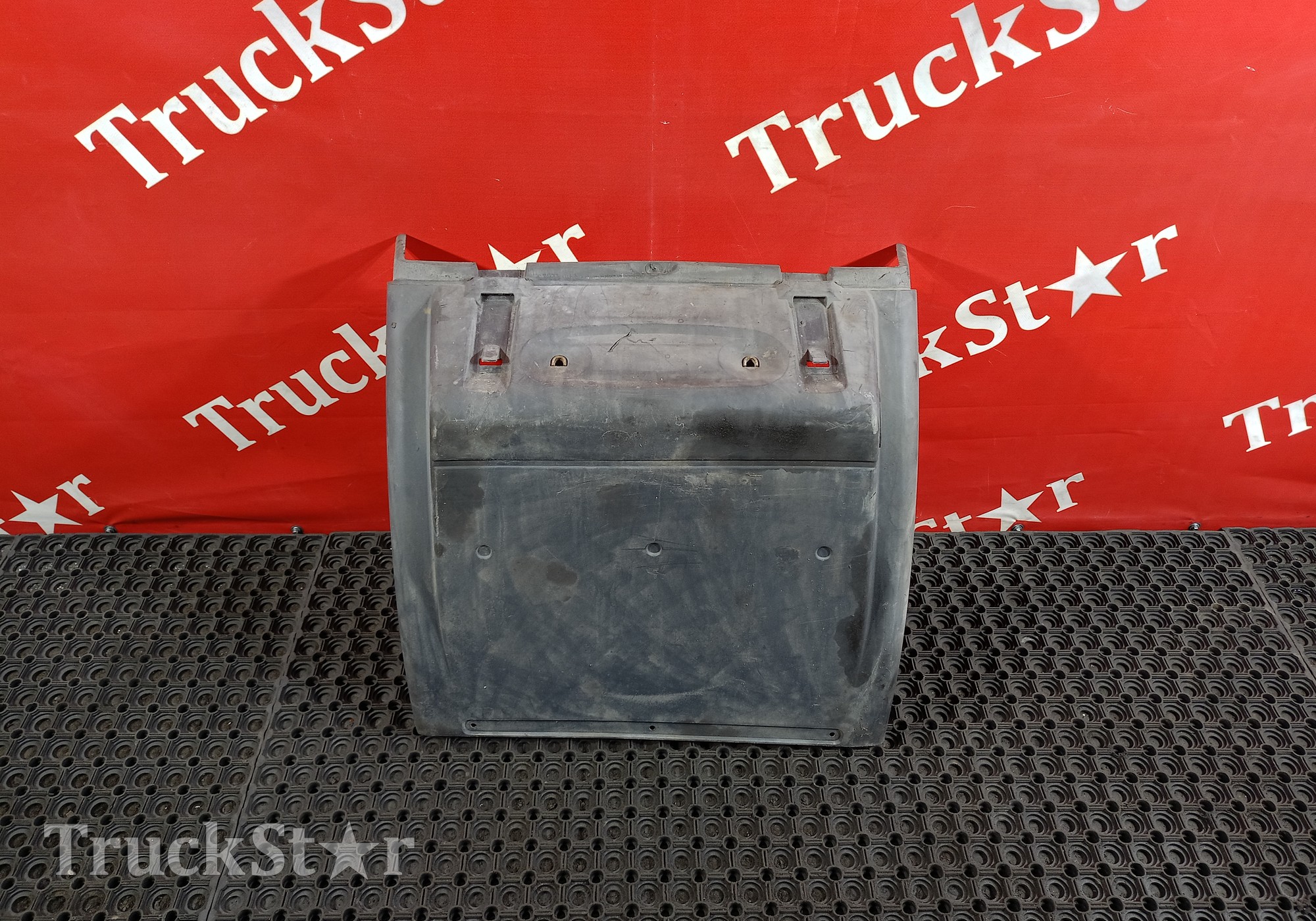 81664106599 Крыло заднее передняя часть для Man TGM