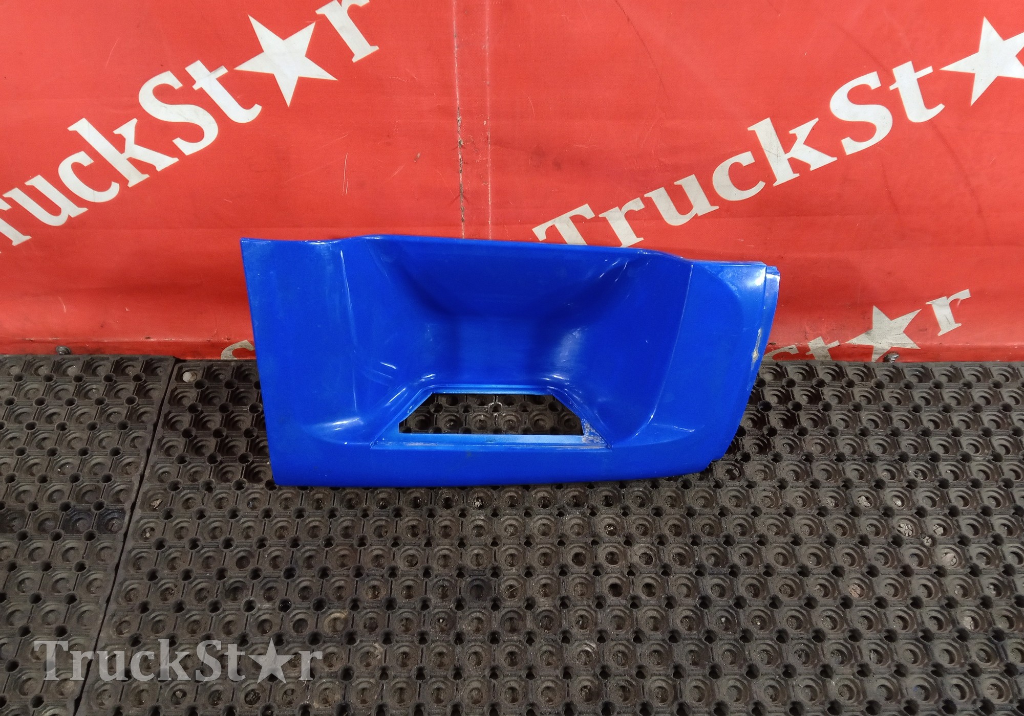 1642683 Корпус подножки правый для Daf XF95