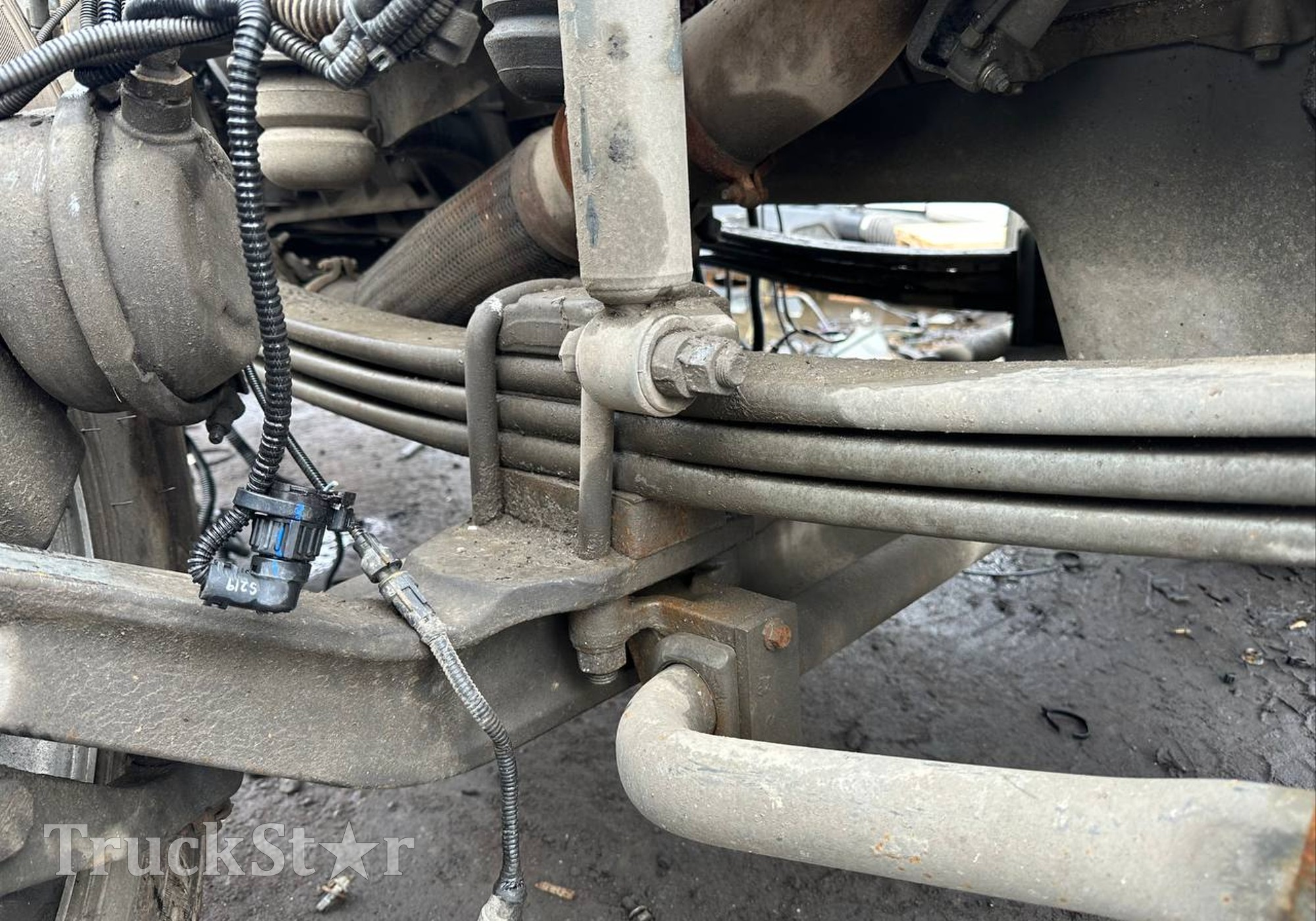 WG9925522102 Рессора передняя правая 2023г. для Sinotruk Sitrak C7H