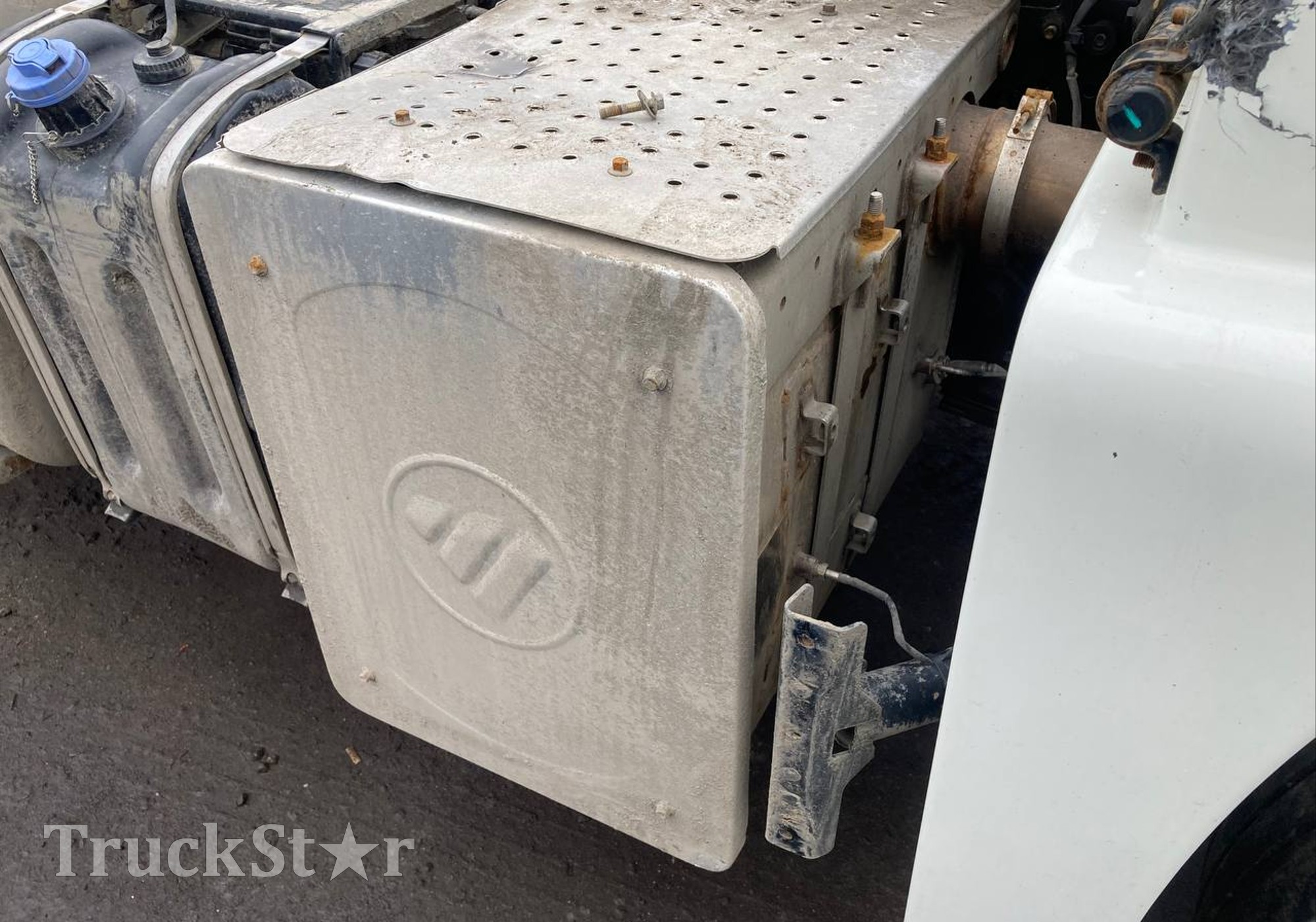 H4125060202A0 Глушитель основной в сборе 2023г для Foton Auman EST