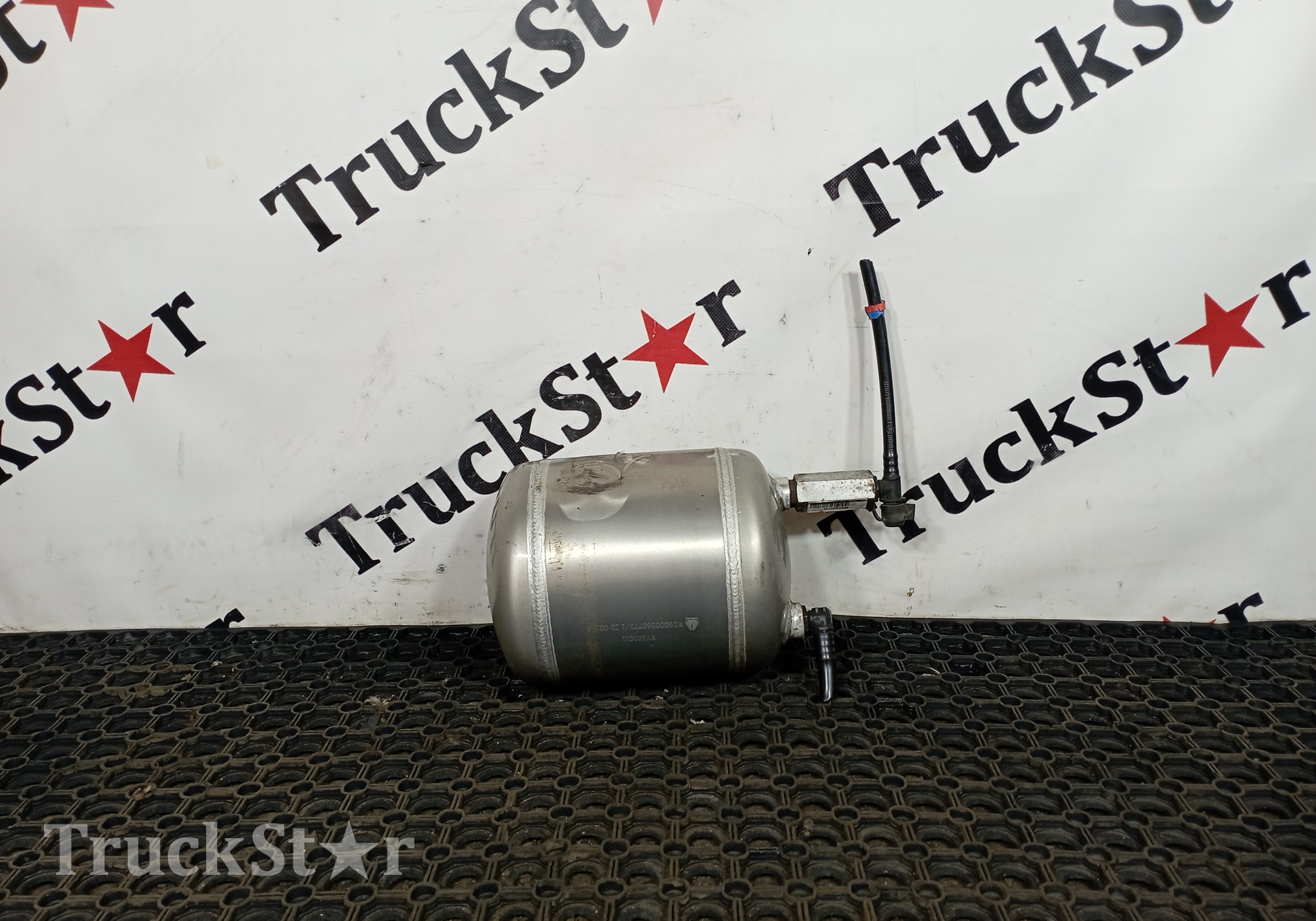 WG9000360773 Ресивер (дефект) воздушный 8L 2023г для Sinotruk Sitrak C7H