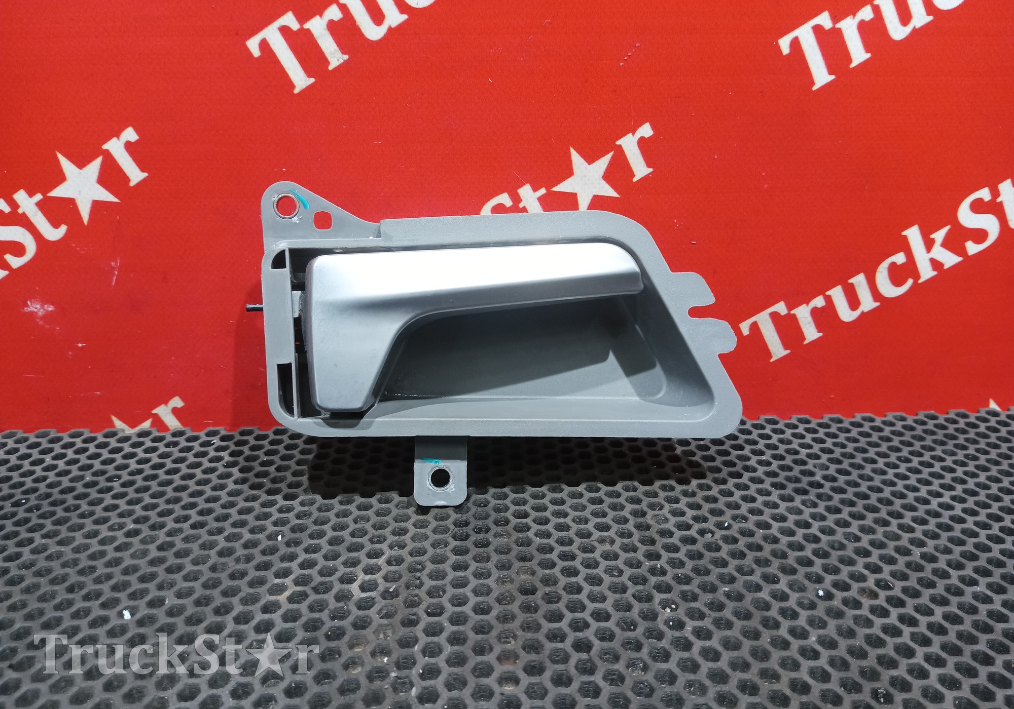 6105131C6200 Ручка двери внутренняя правая 2023г для DongFeng GX DFH4180