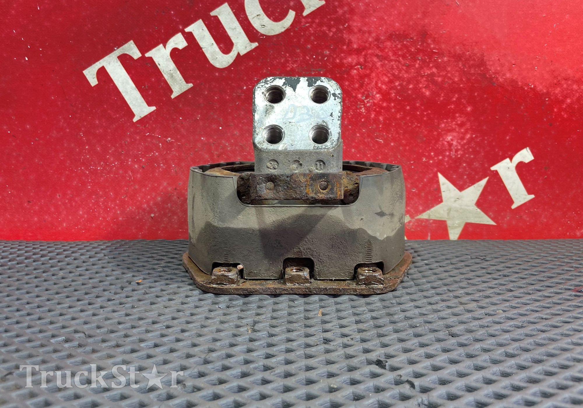 1378587 Подушка двигателя задняя для Daf XF106