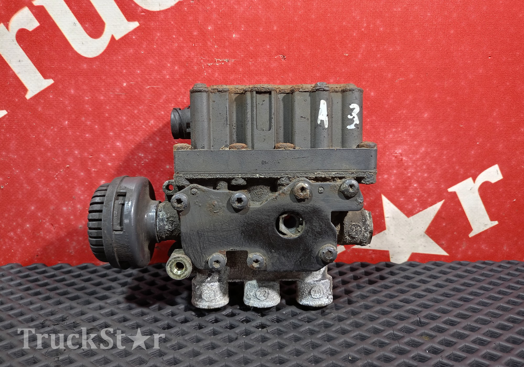 A0003278525 Кран уровня пола главный для Mercedes-Benz Actros MP3 (с 2008)