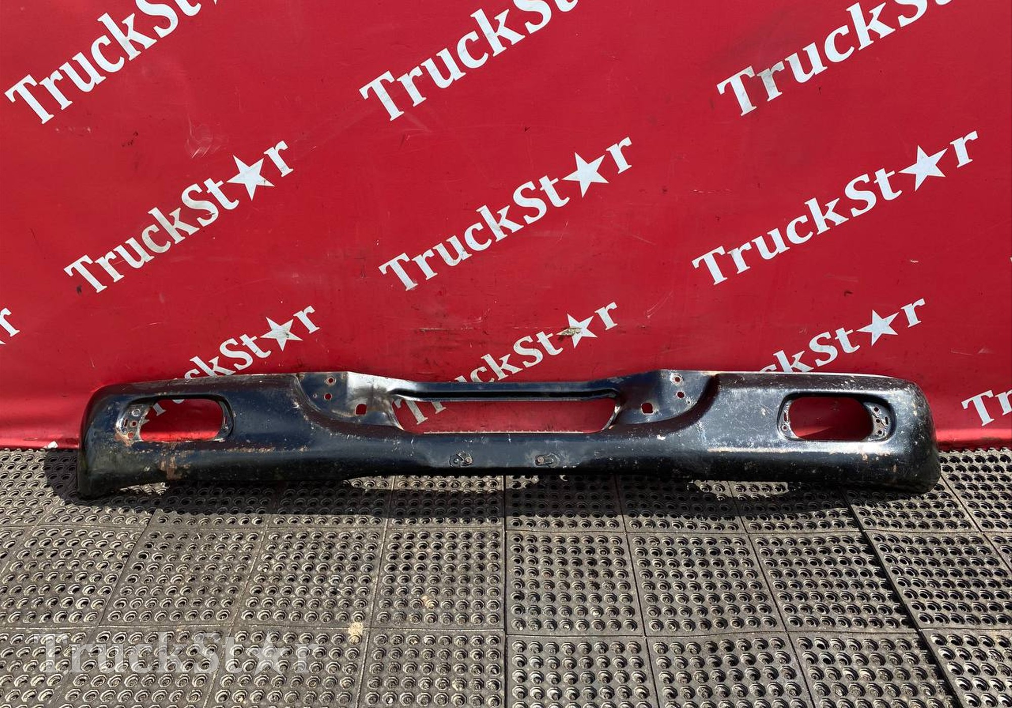 1825008 Бампер передний для Daf XF105 (с 2005)