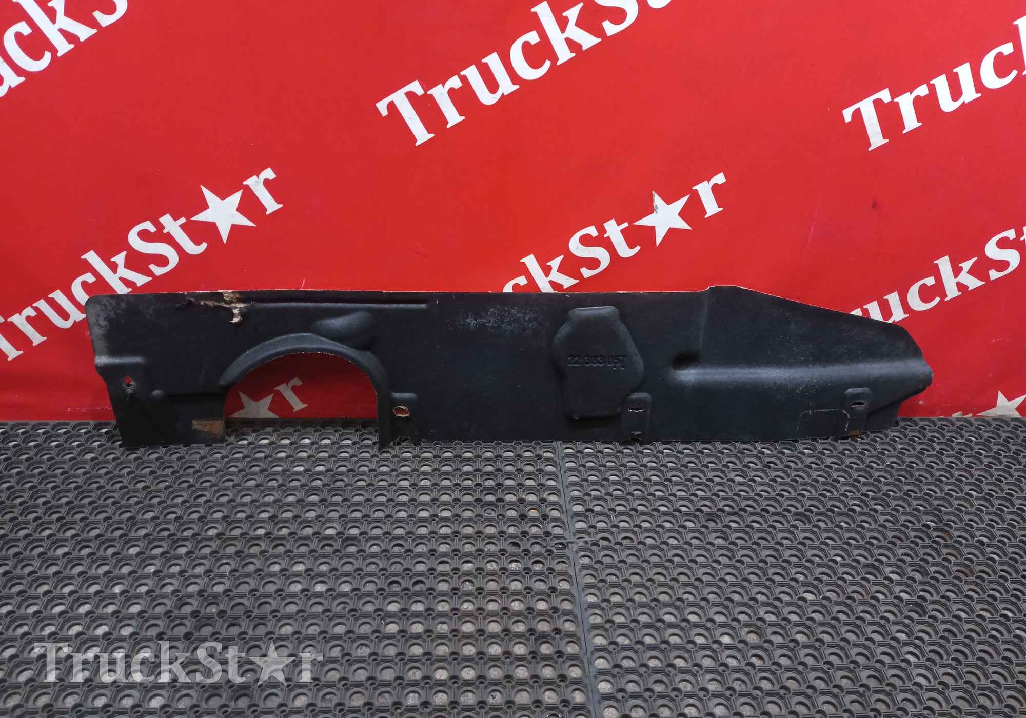 7422383057 Шумоизоляция двигателя правая 2016г для Renault T (с 2013)