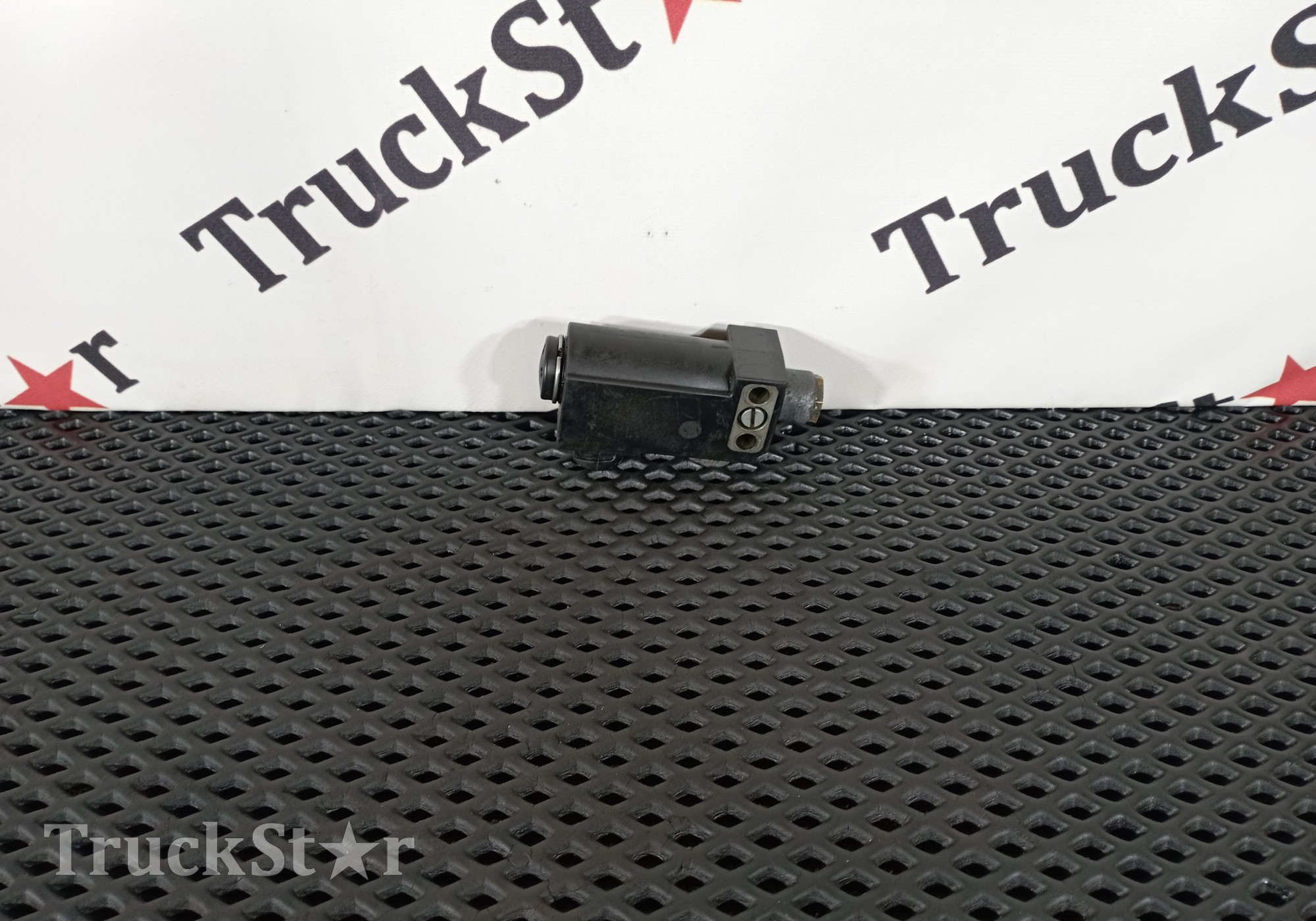 A0049978536 Клапан электромагнитный для Mercedes-Benz Axor I (с 2001 по 2004)